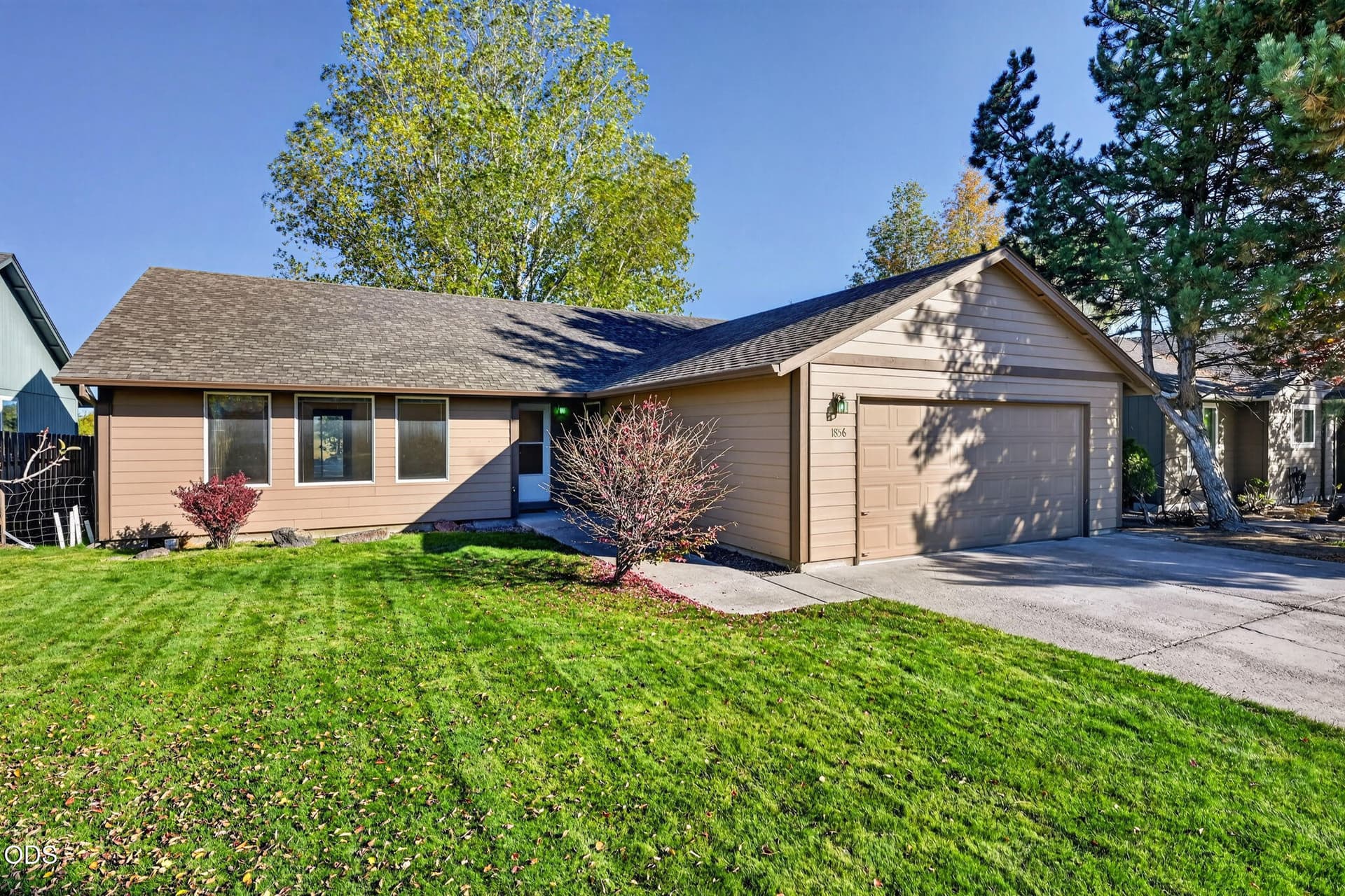 1856 NE 8th St-02. Photo 1 of 25, 1856 NE 8th Street, Redmond, OR 97756