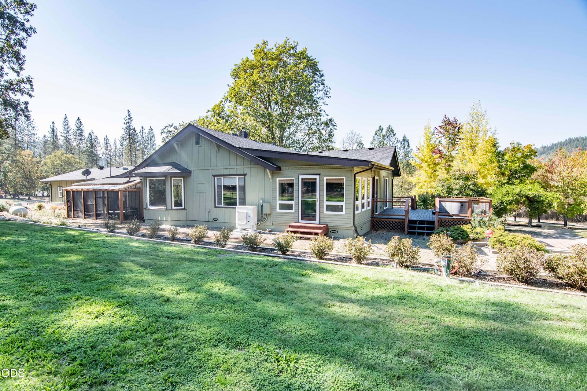 550 Earhart Road. Photo 1 of 54, 550 Earhart Road, Rogue River, OR 97537
