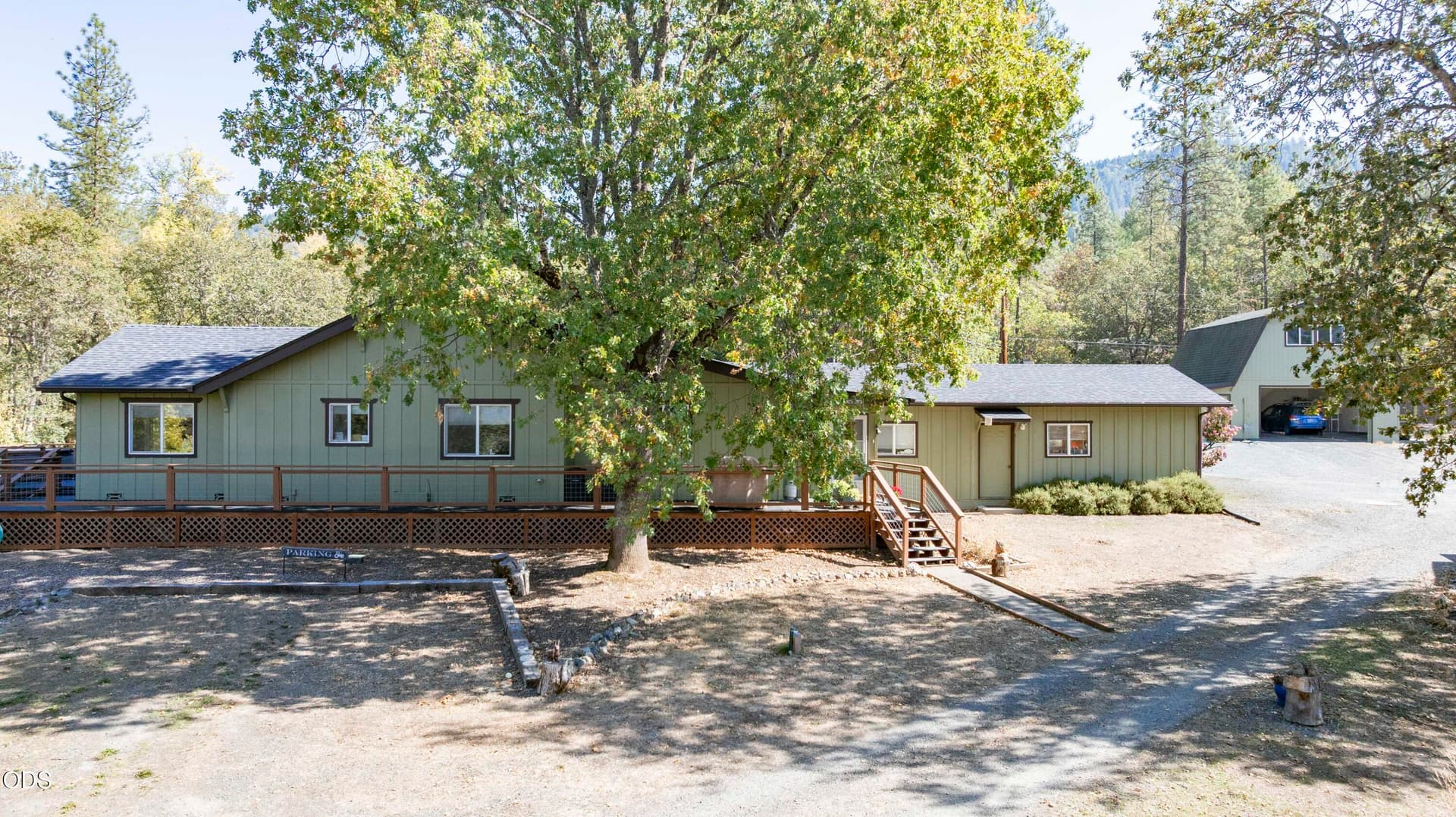 Front view of Home. Photo 4 of 54, 550 Earhart Road, Rogue River, OR 97537