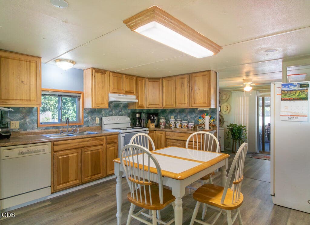 IMG_7608-HDR. Photo 5 of 21, 2385 Table Rock Road Unit SPC 109, Medford, OR 97501