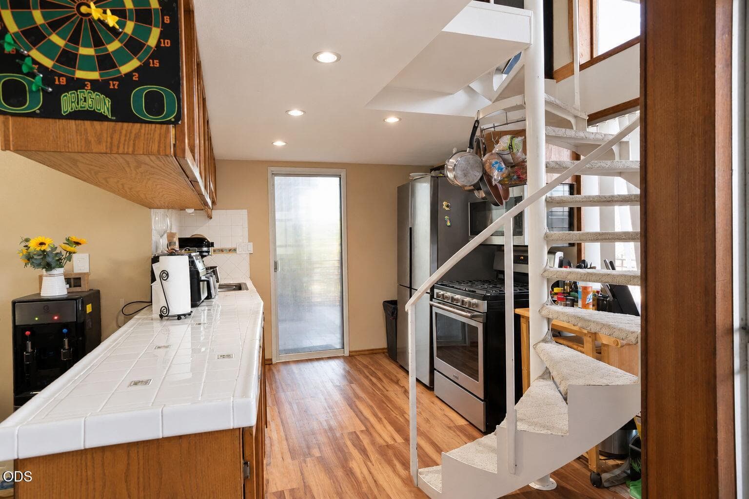 Kitchen. Photo 4 of 27, 2020 Ridge Way, Medford, OR 97504
