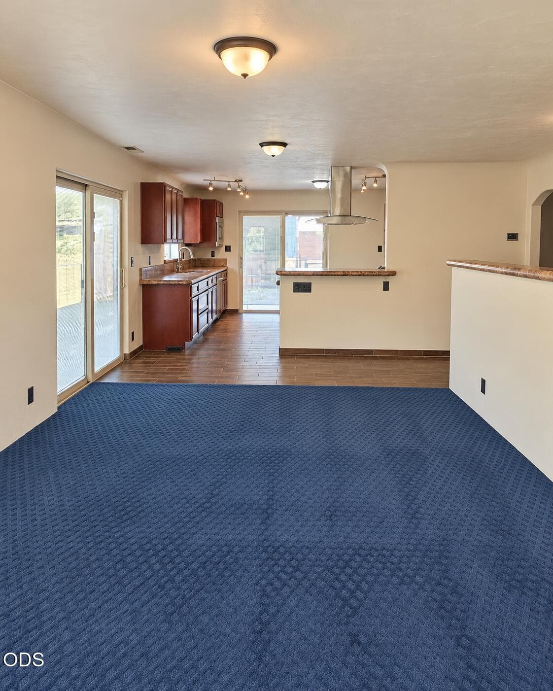 Living Room. Photo 4 of 19, 169 Oak Grove Road, Medford, OR 97501