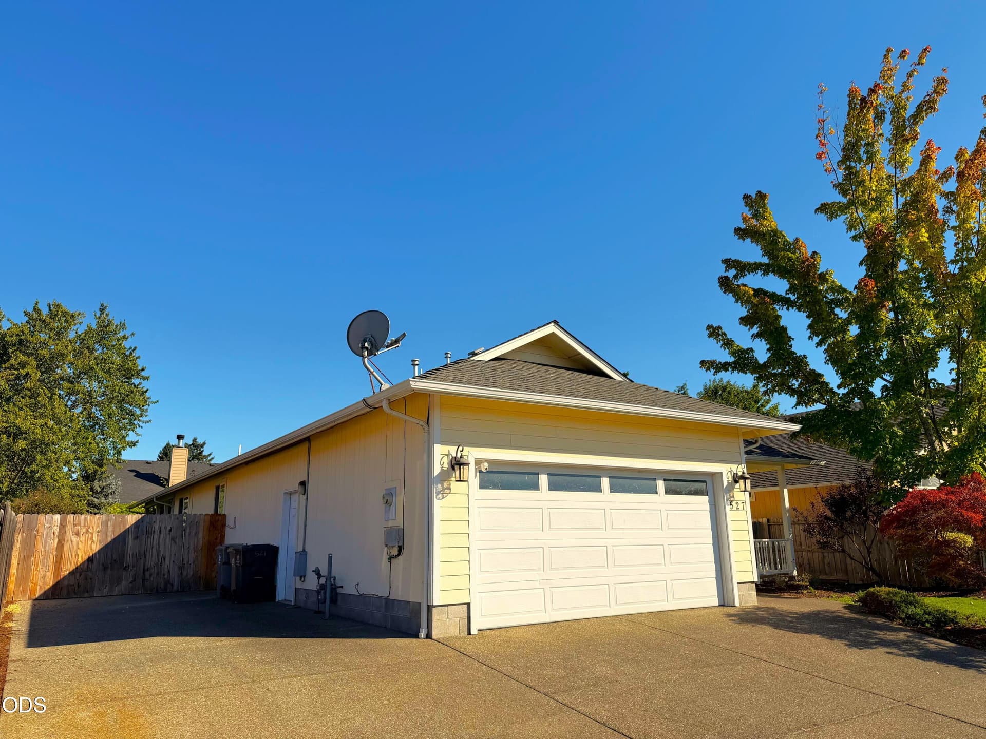 2. Photo 2 of 22, 527 SW Wagner Meadows Drive, Grants Pass, OR 97526