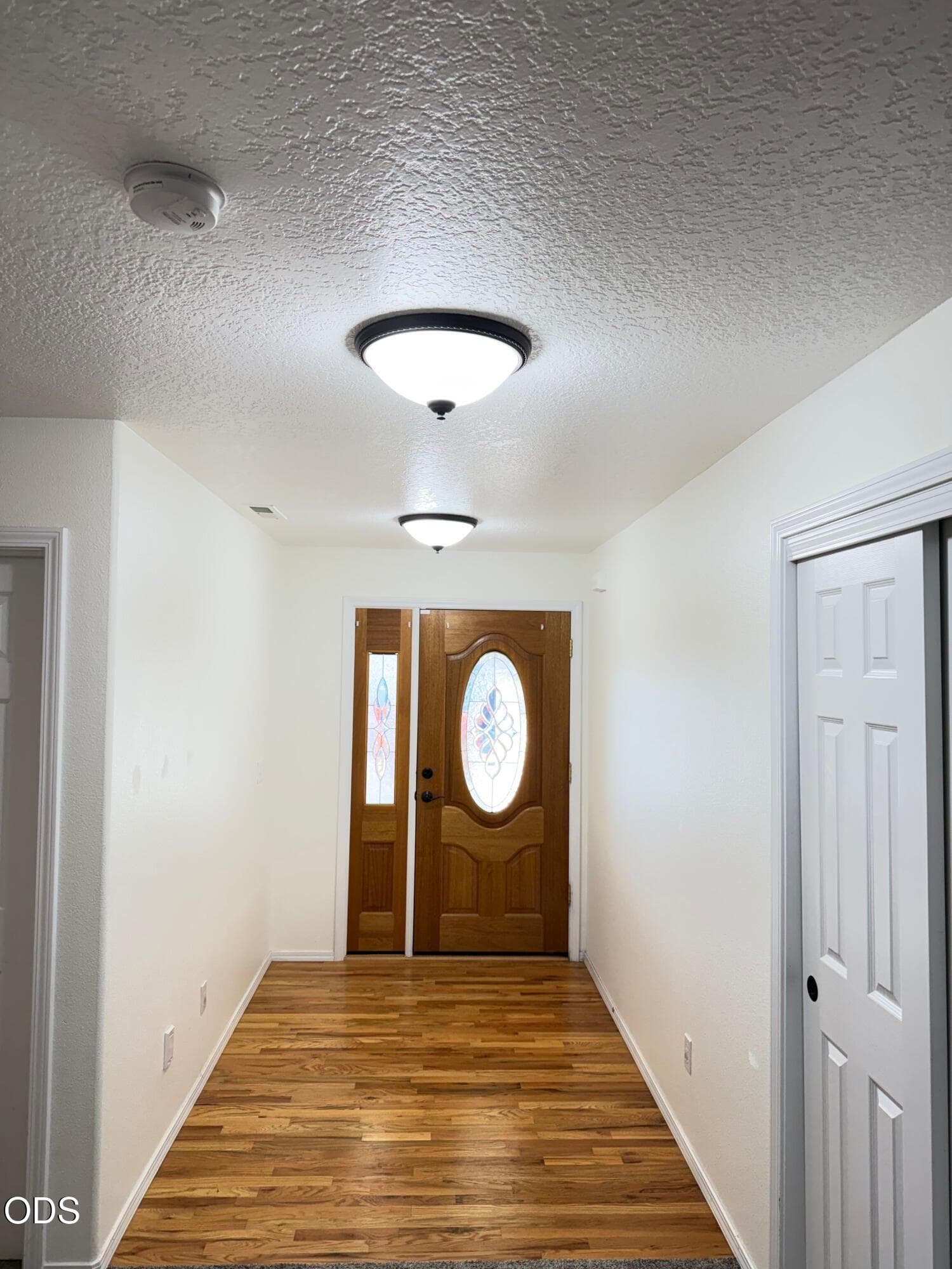 3. Photo 3 of 22, 527 SW Wagner Meadows Drive, Grants Pass, OR 97526
