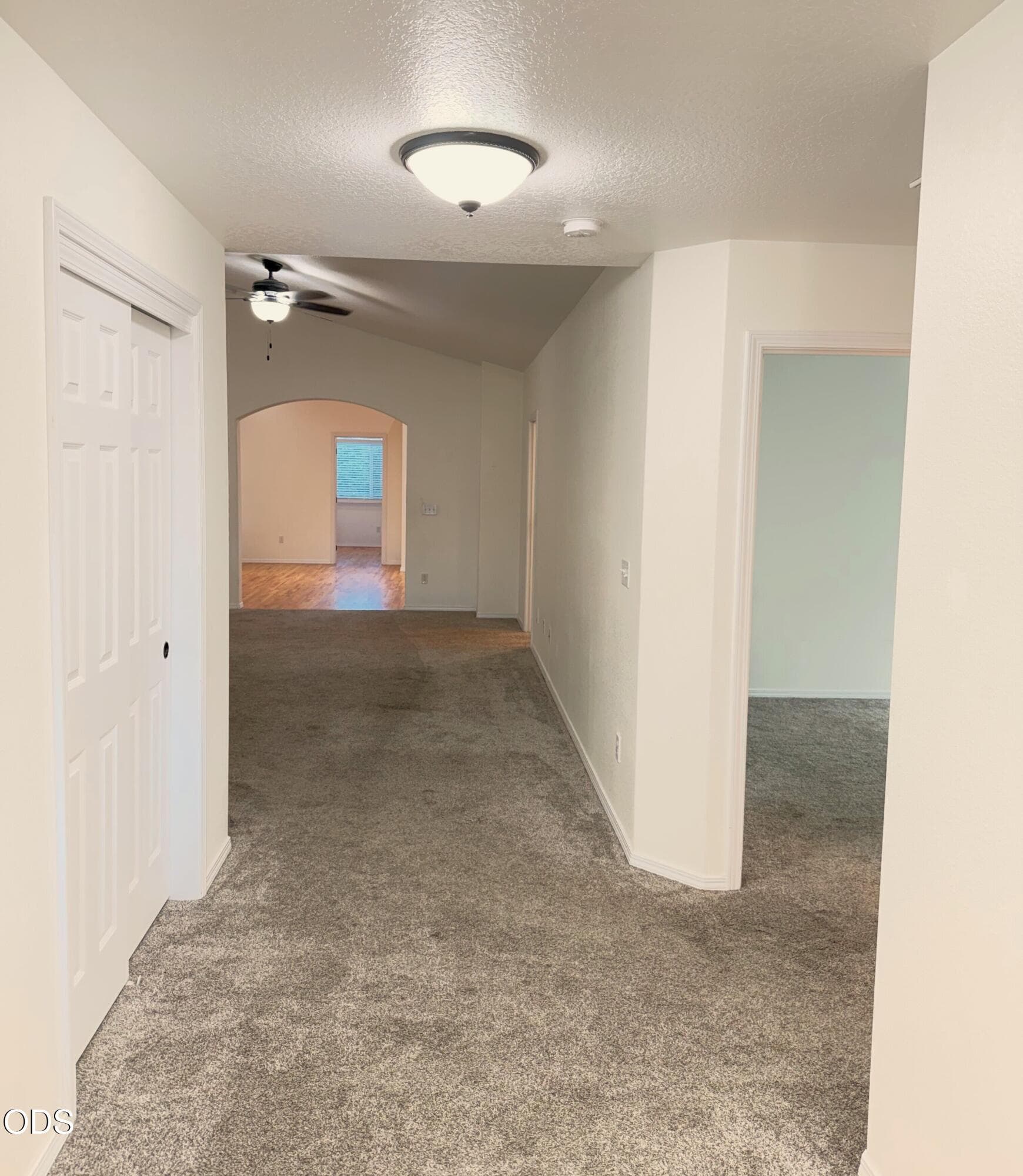 4. Photo 4 of 22, 527 SW Wagner Meadows Drive, Grants Pass, OR 97526