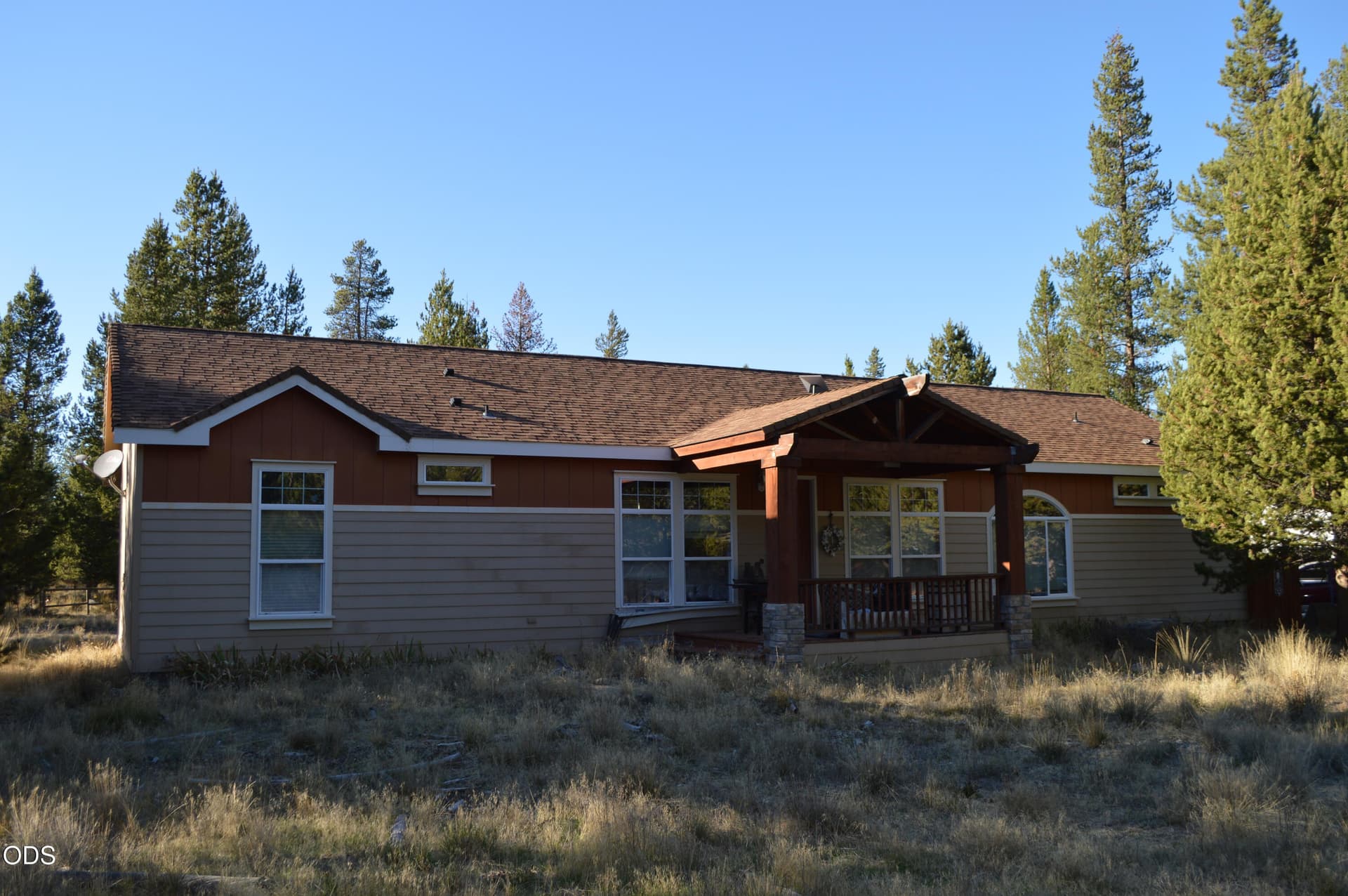 Front View. Photo 1 of 37, 11309 Burlwood Drive, La Pine, OR 97739