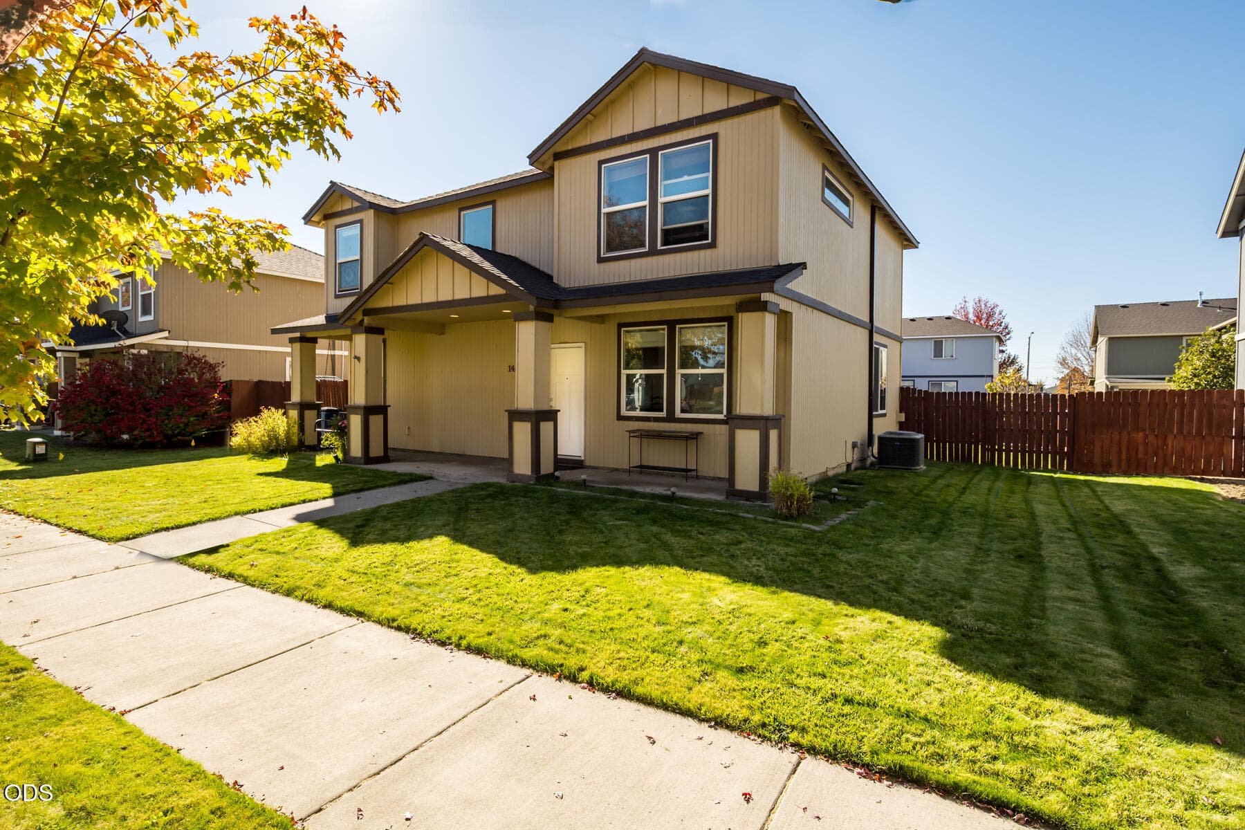 JH5_0966. Photo 2 of 32, 1453 NE 4th Street, Redmond, OR 97756