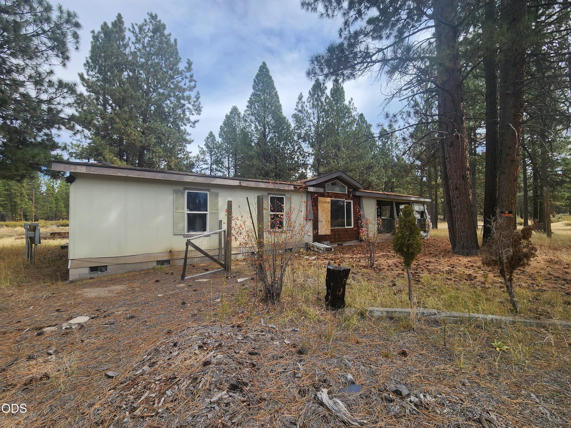 Front. Photo 1 of 16, 14315 Sprague River Road, Chiloquin, OR 97624