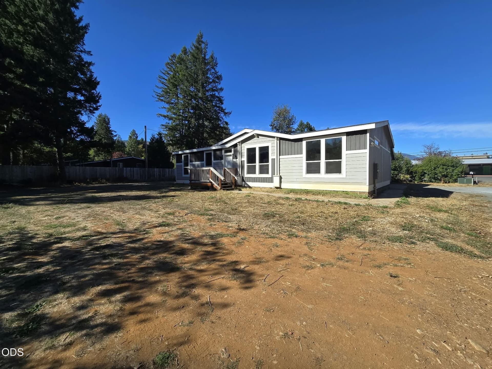535-2. Photo 2 of 25, 535 W River Street, Cave Junction, OR 97523