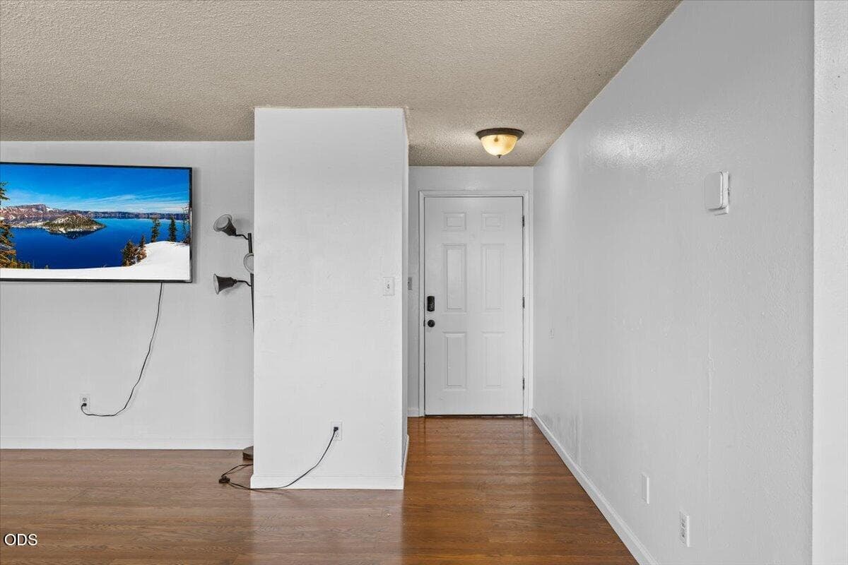 4. Photo 4 of 21, 1310 Vista Drive, Central Point, OR 97502