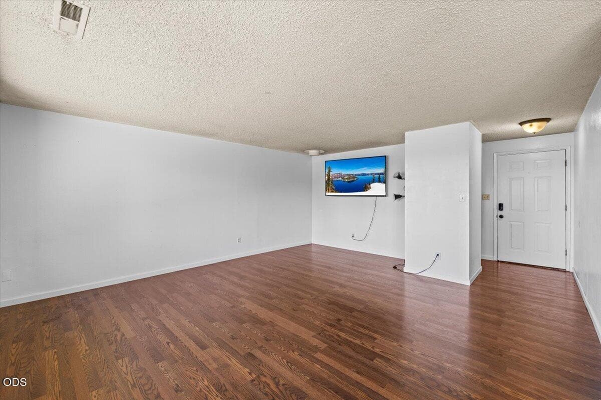 5. Photo 5 of 21, 1310 Vista Drive, Central Point, OR 97502