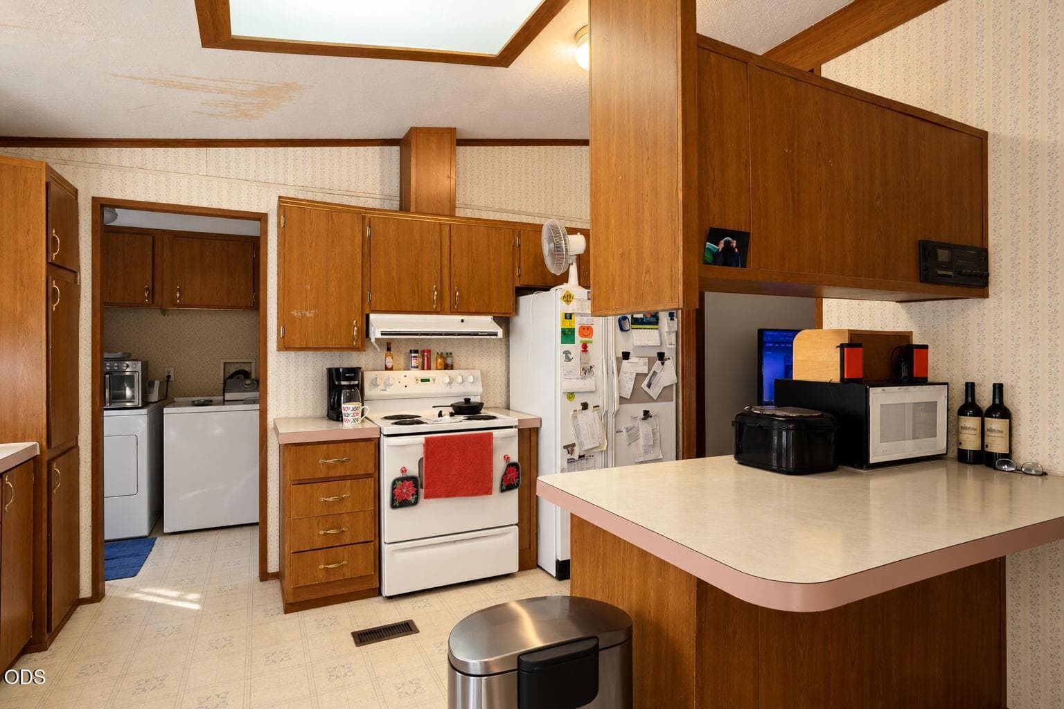 Kitchen. Photo 4 of 13, 1889 Upper Applegate Road, Jacksonville, OR 97530