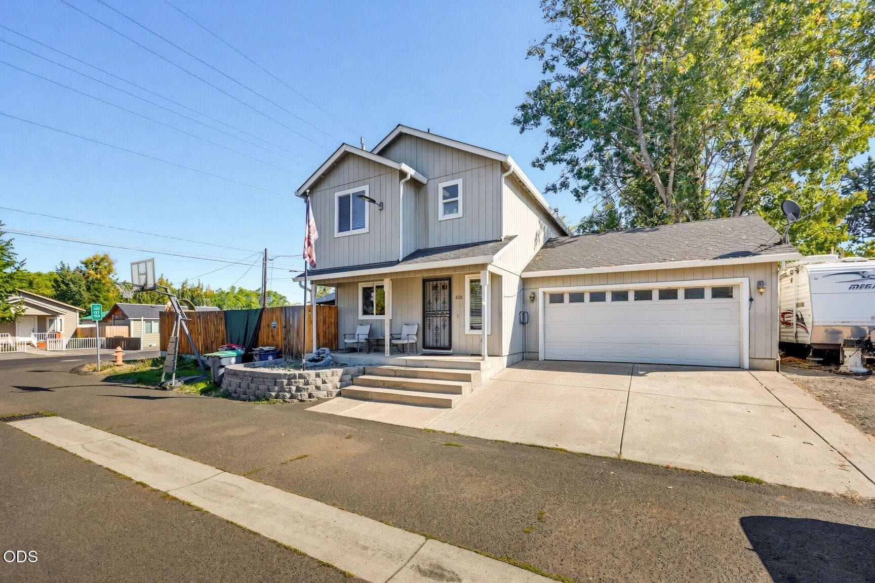 ApxBA00002. Photo 1 of 29, 426 Berrydale Avenue, Medford, OR 97501