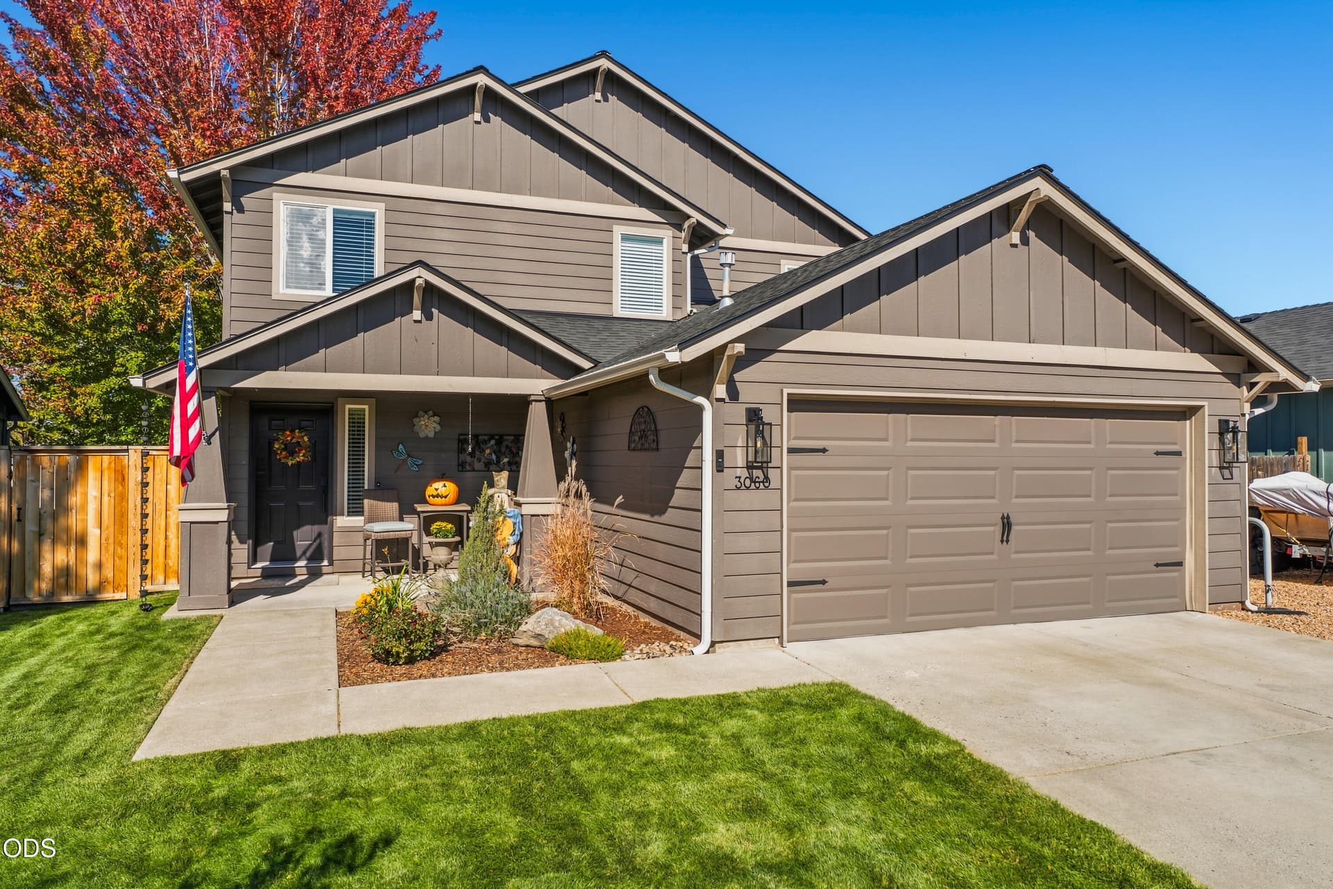 17-Exterior. Photo 1 of 44, 3060 NE Yellow Ribbon Drive, Bend, OR 97701
