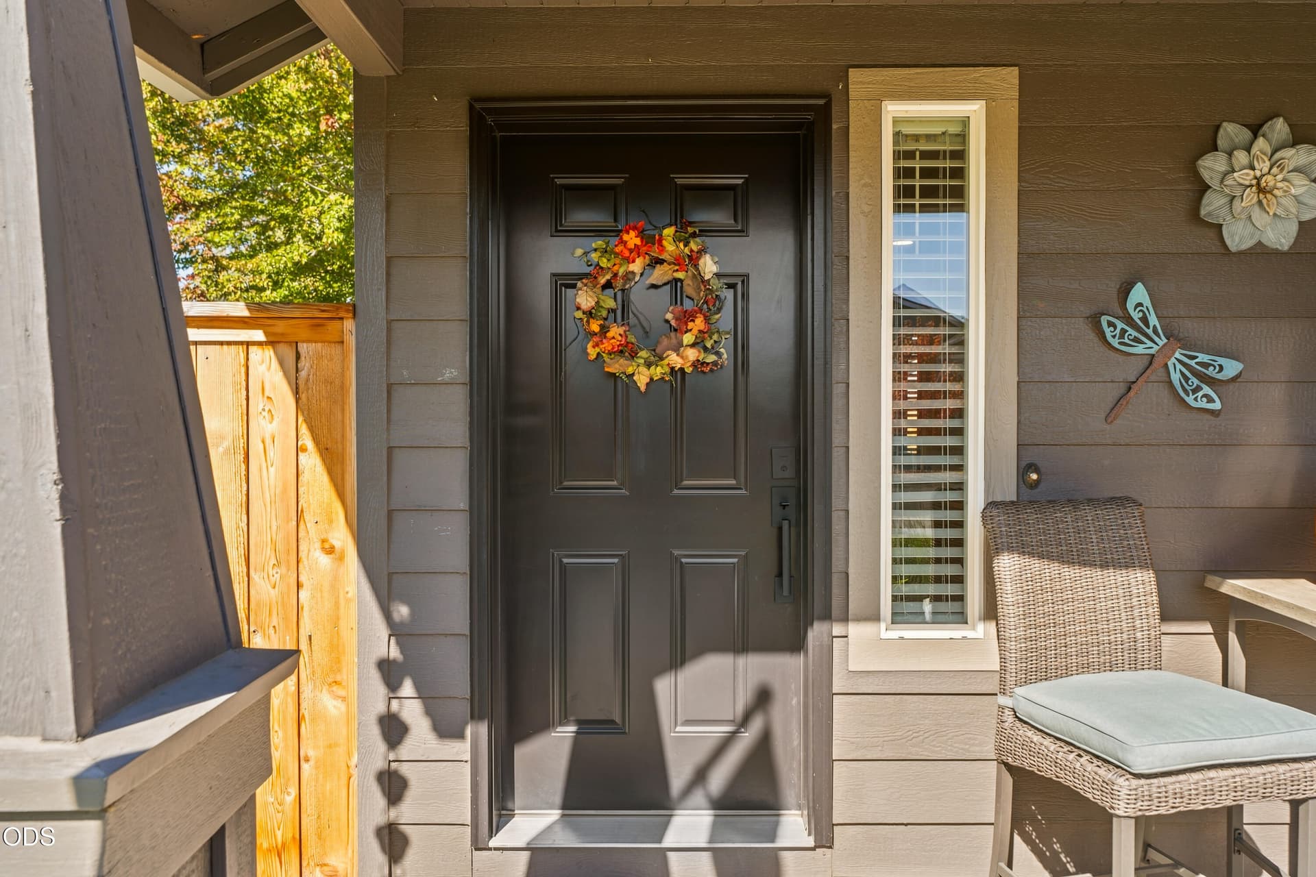 20-Exterior. Photo 4 of 44, 3060 NE Yellow Ribbon Drive, Bend, OR 97701