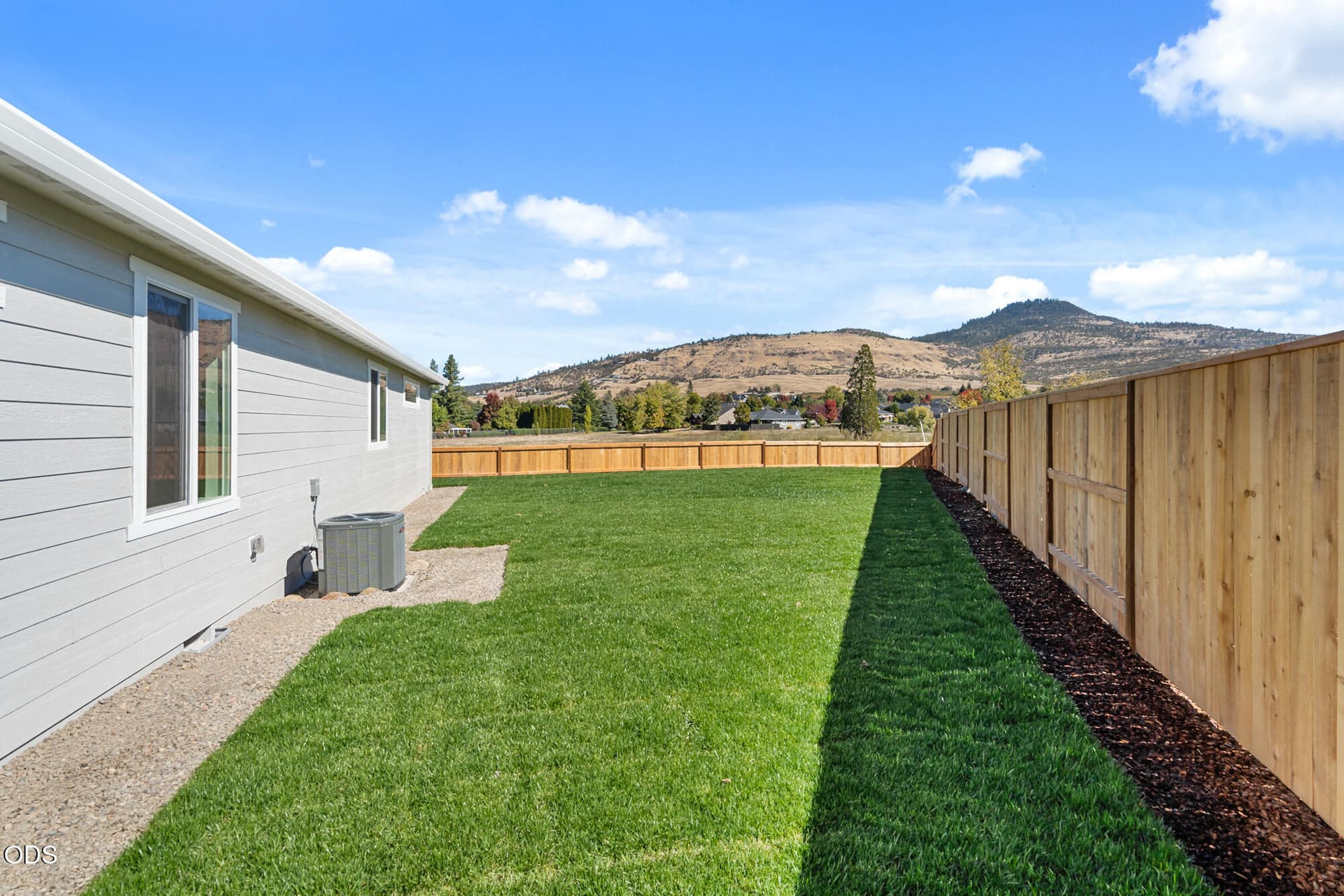 29_3073 sky lakes dr-29. Photo 4 of 26, 3073 Sky Lakes Drive Unit 59, Medford, OR 97504