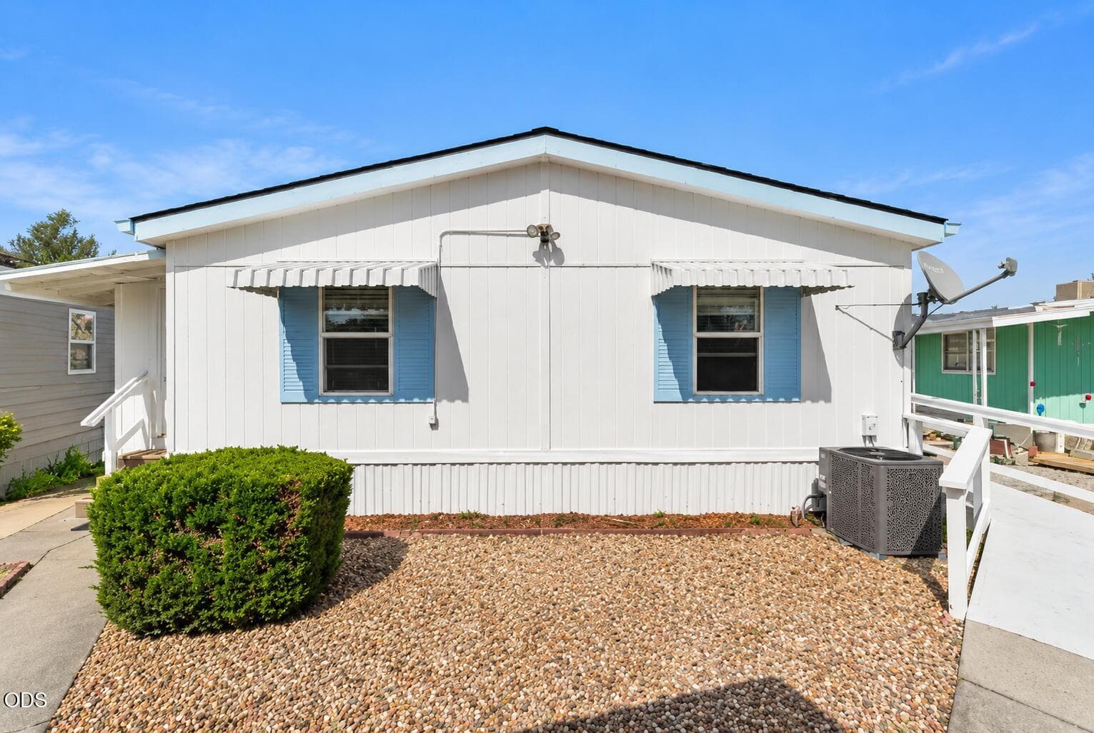 2. Photo 2 of 29, 114 Briarwood Way, Grants Pass, OR 97526