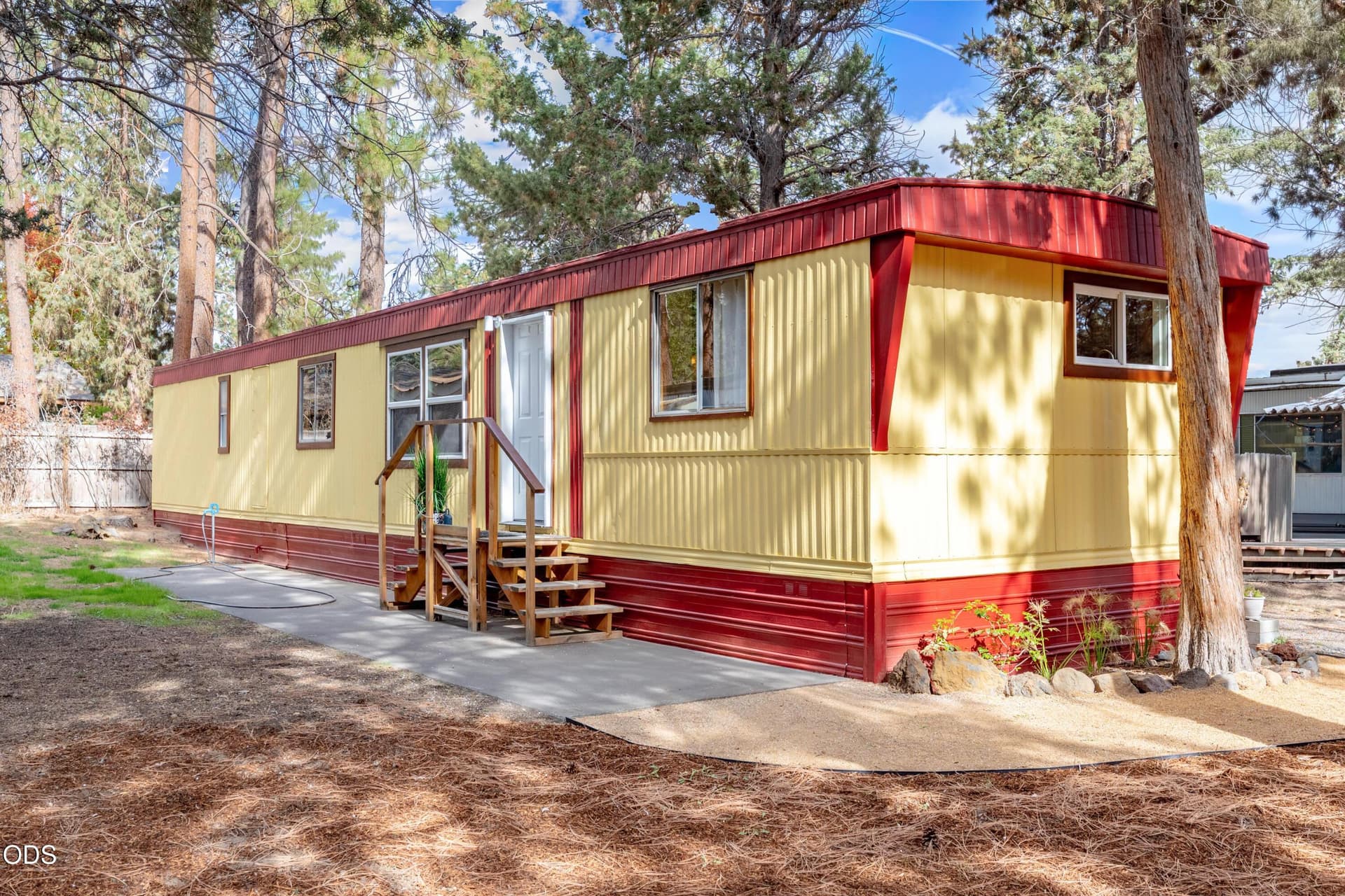 01. Photo 1 of 19, 141 SW 15th Street Unit UNIT 21, Bend, OR 97702