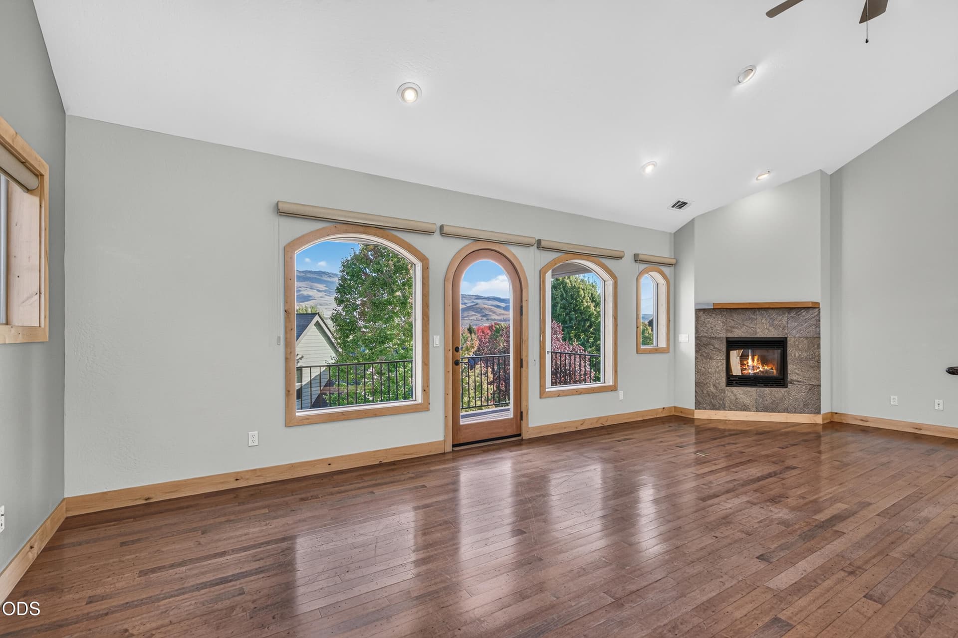 524 W Nevada Street, Ashland, OR 97520. Photo 5 of 43, 524 W Nevada Street, Ashland, OR 97520