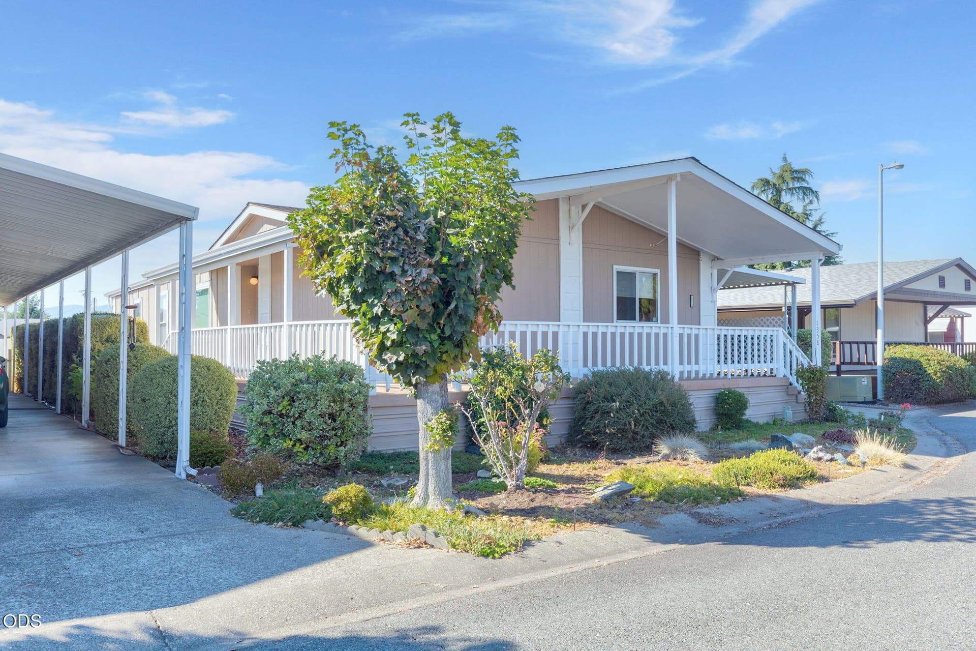 11-web-or-mls-1358-willow-ct. Photo 2 of 27, 1358 Willow Court, Grants Pass, OR 97527