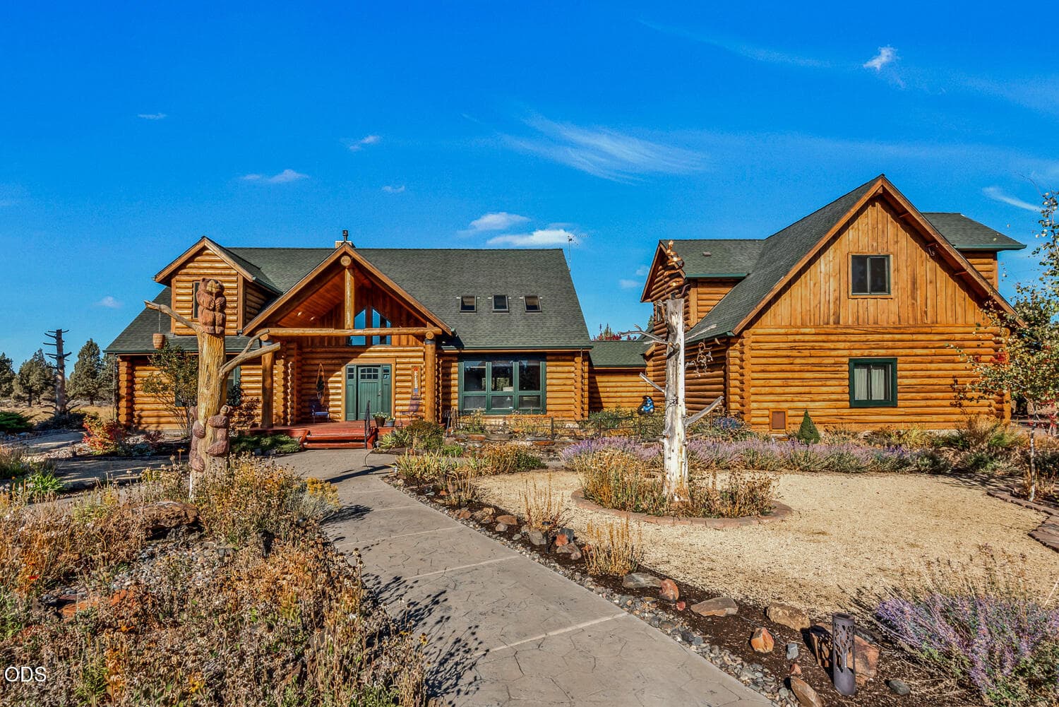 Welcoming Front Approach. Photo 3 of 60, 23435 Butterfield Trail, Bend, OR 97702