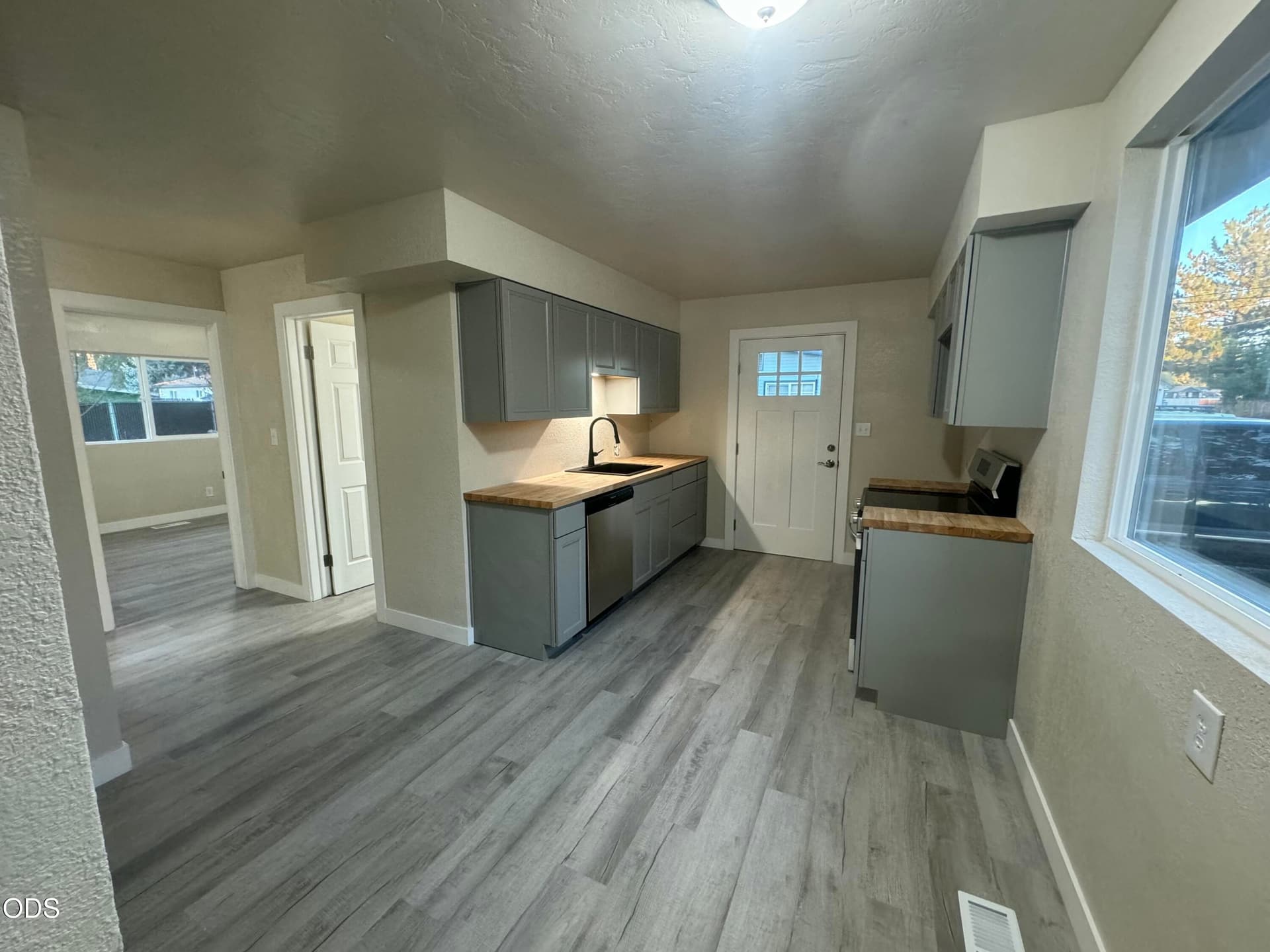 IMG_8678. Photo 4 of 19, 5831 Mack Avenue, Klamath Falls, OR 97603