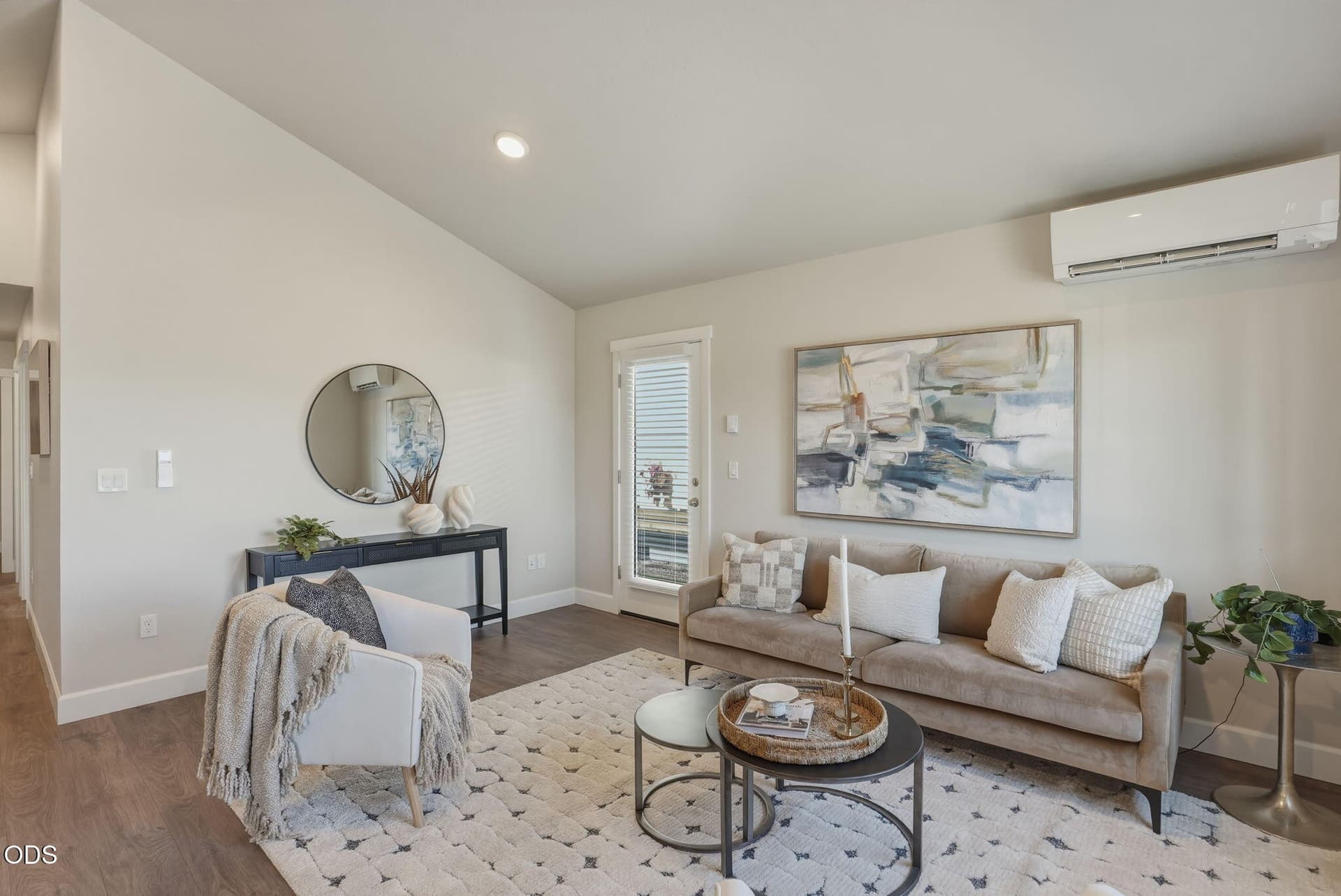 Vaulted ceilings. Photo 5 of 18, 3996 SW Obsidian Place Unit 138, Redmond, OR 97756