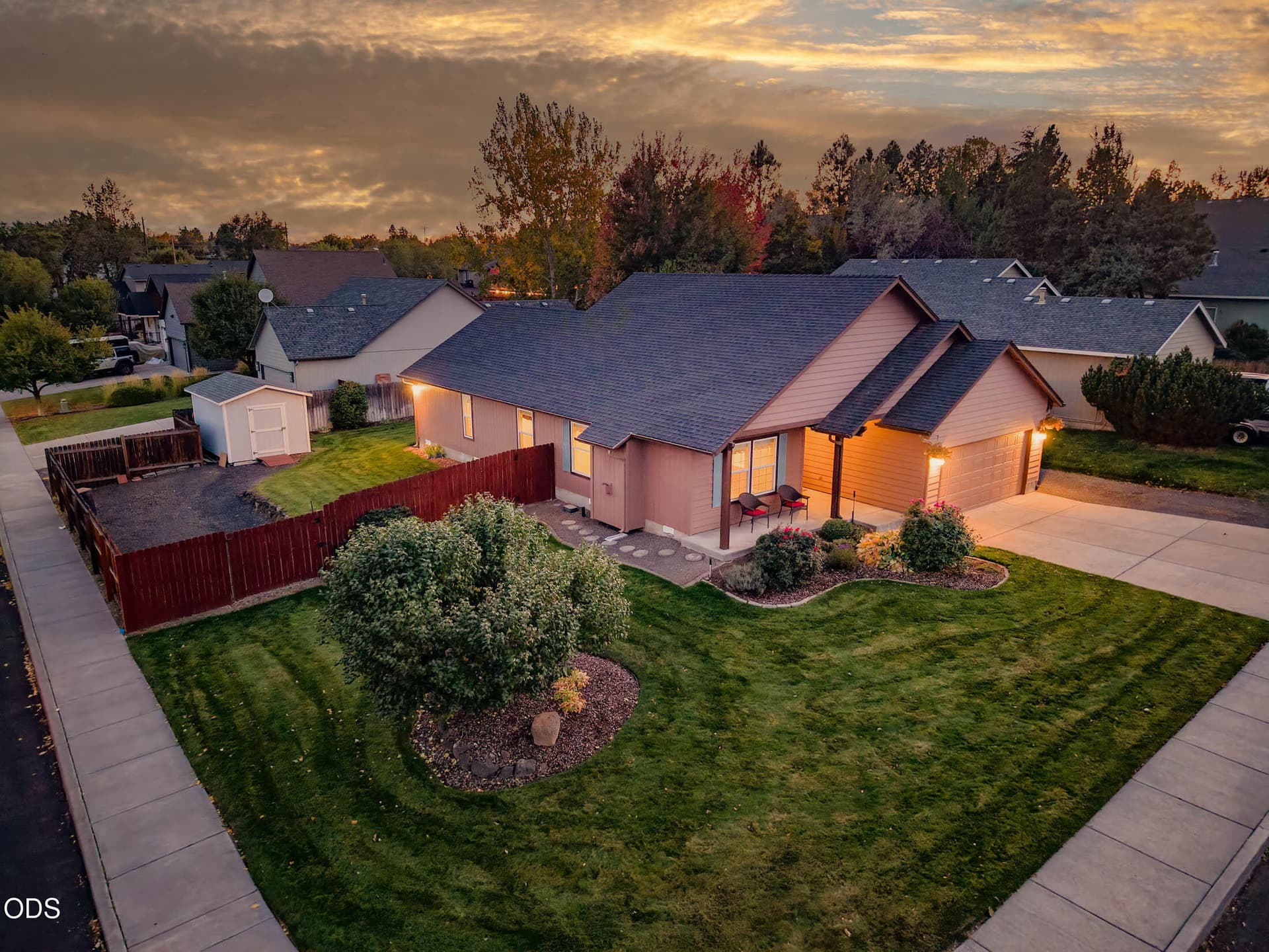 2118 SW Pumice 2 aerial_0305 copy. Photo 2 of 32, 2118 SW Pumice Avenue, Redmond, OR 97756