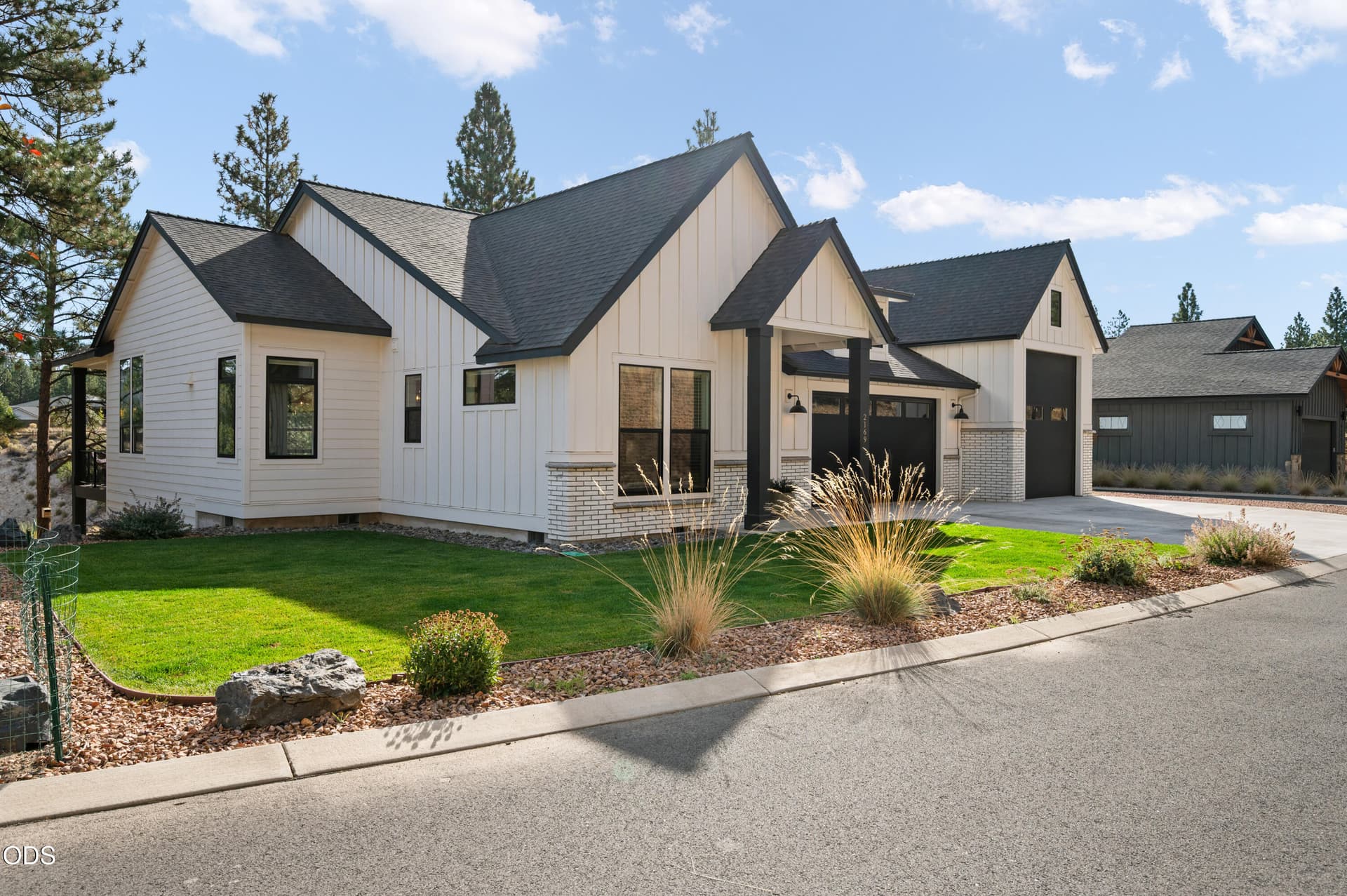 Front Exterior. Photo 4 of 62, 2169 NW Skyline Ranch Road, Bend, OR 97703