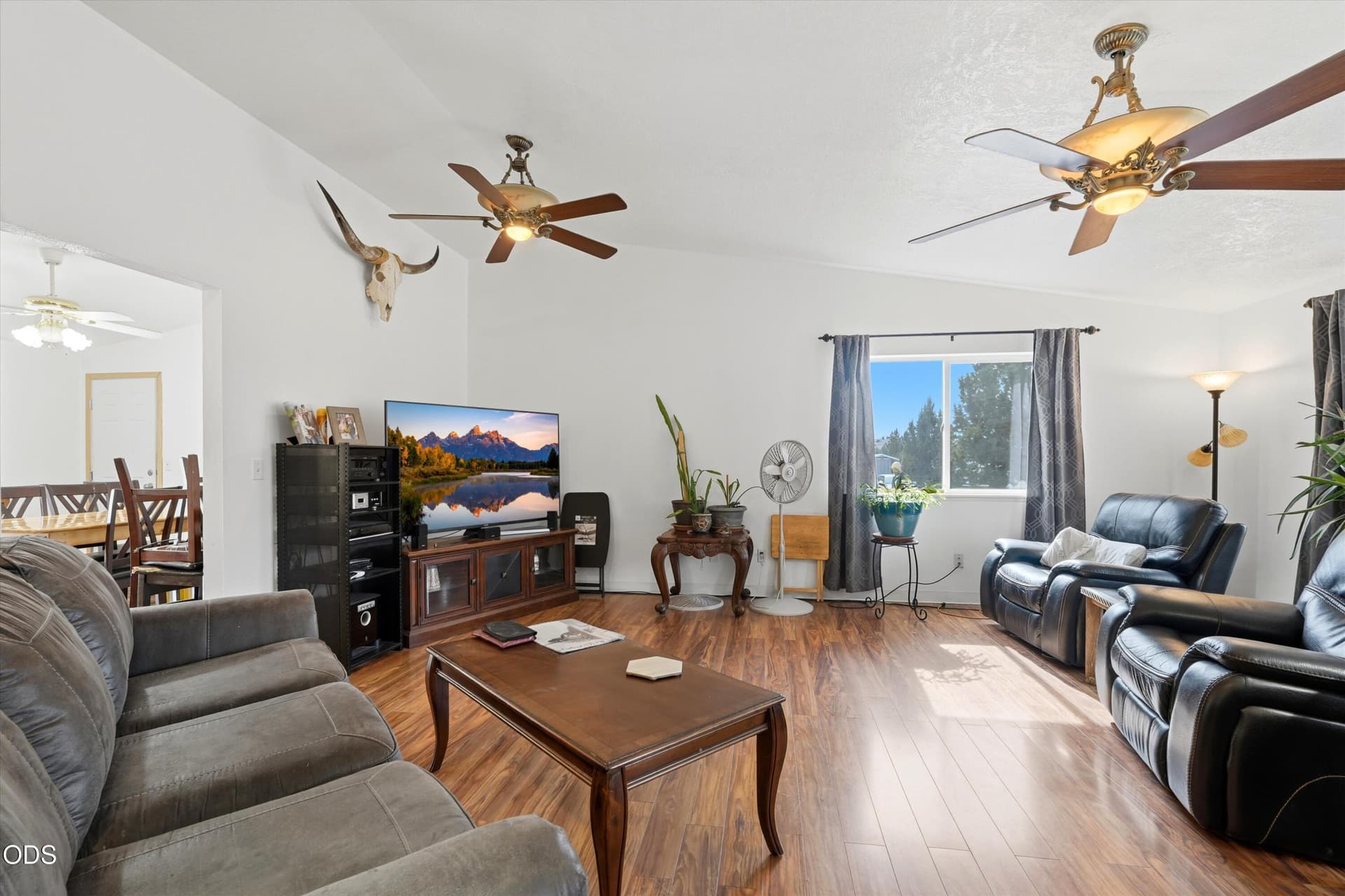 21-15886 SE Cahvilla Rd-23. Photo 4 of 48, 15886 SE Cahvilla Road, Prineville, OR 97754