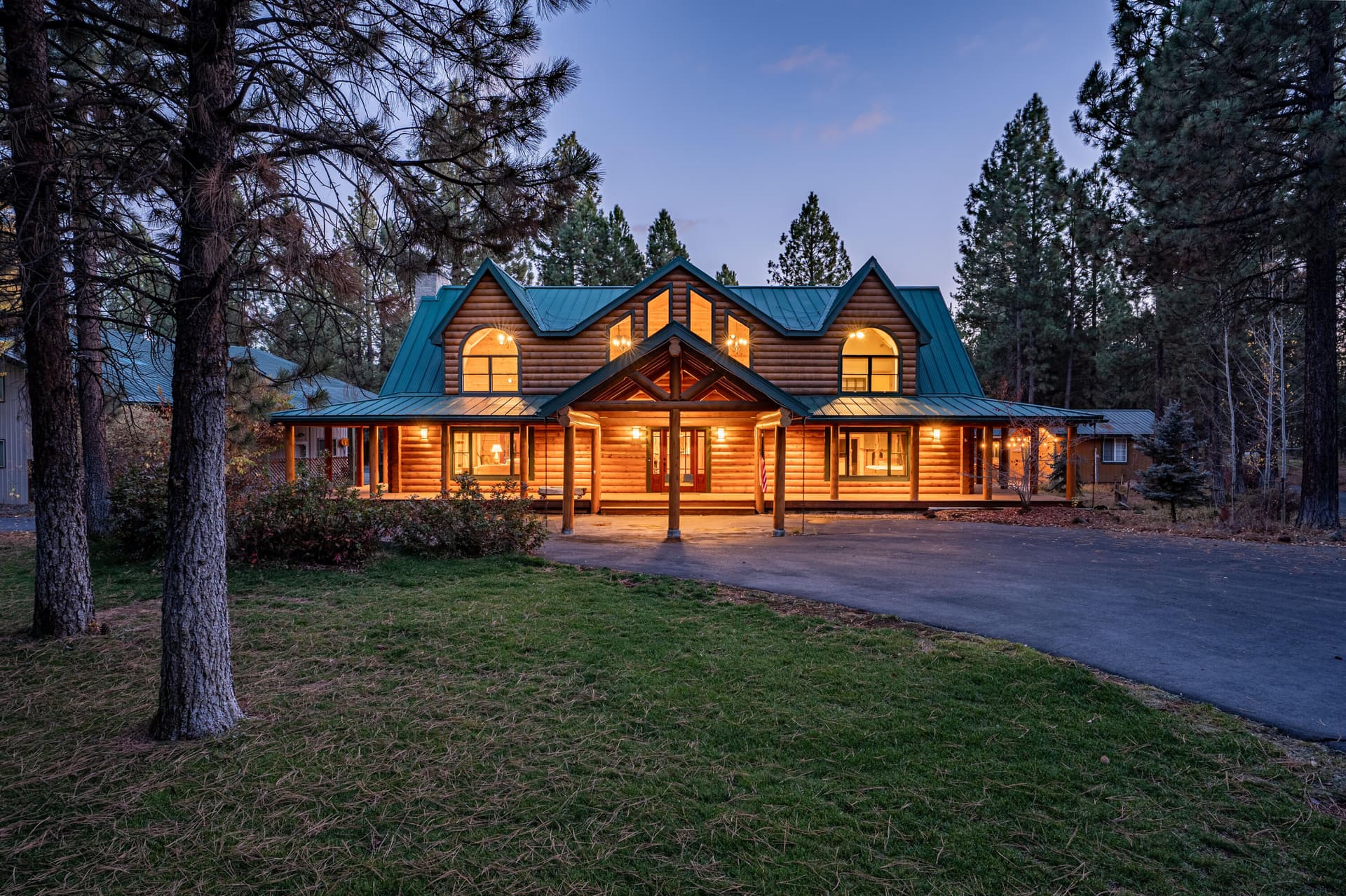 DSC01405-HDR. Photo 1 of 94, 15007 Ponderosa Loop, La Pine, OR 97739