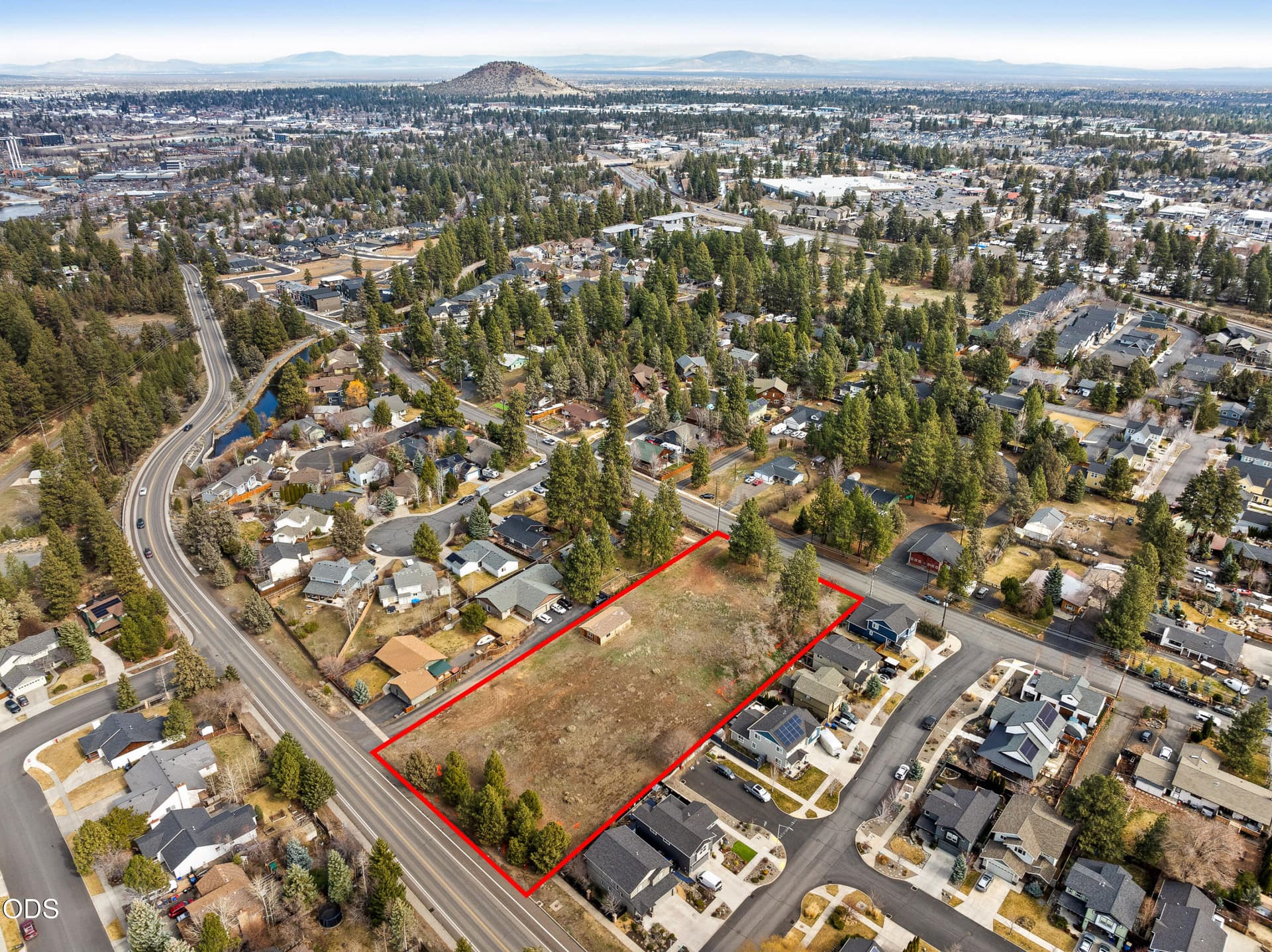 61429 SW Blakely Rd Drone-7 Outline. Photo 4 of 10, 61429 SW Blakely Road, Bend, OR 97702