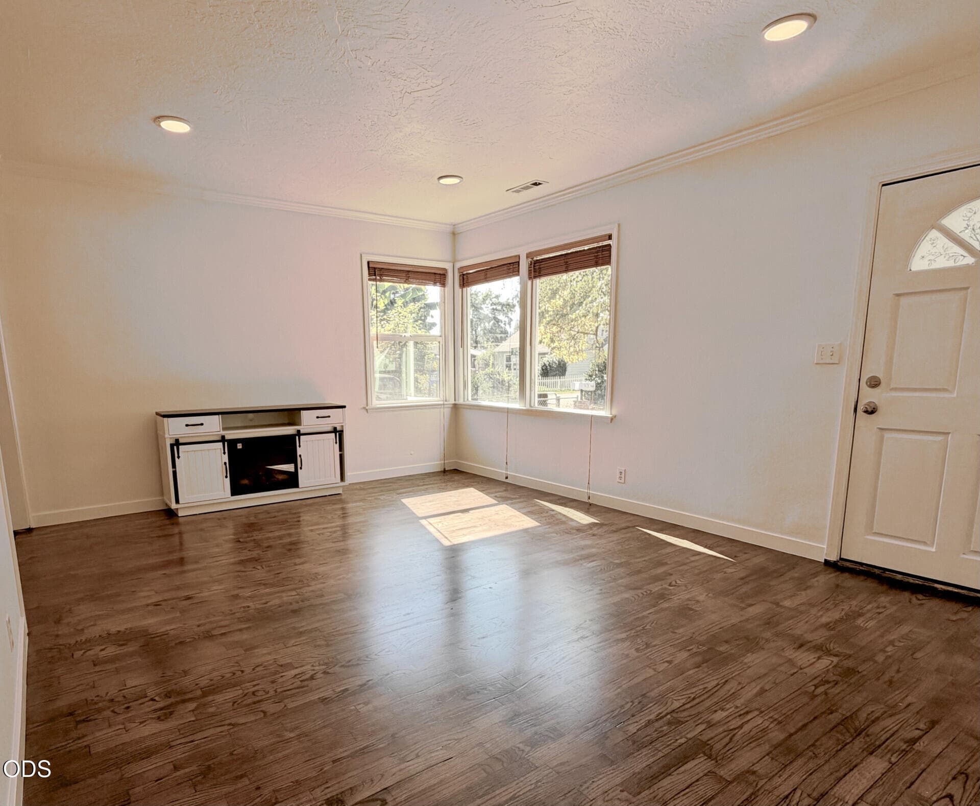 1301SESParkDr_73624_5. Photo 5 of 23, 1301 SE South Park Drive, Grants Pass, OR 97527