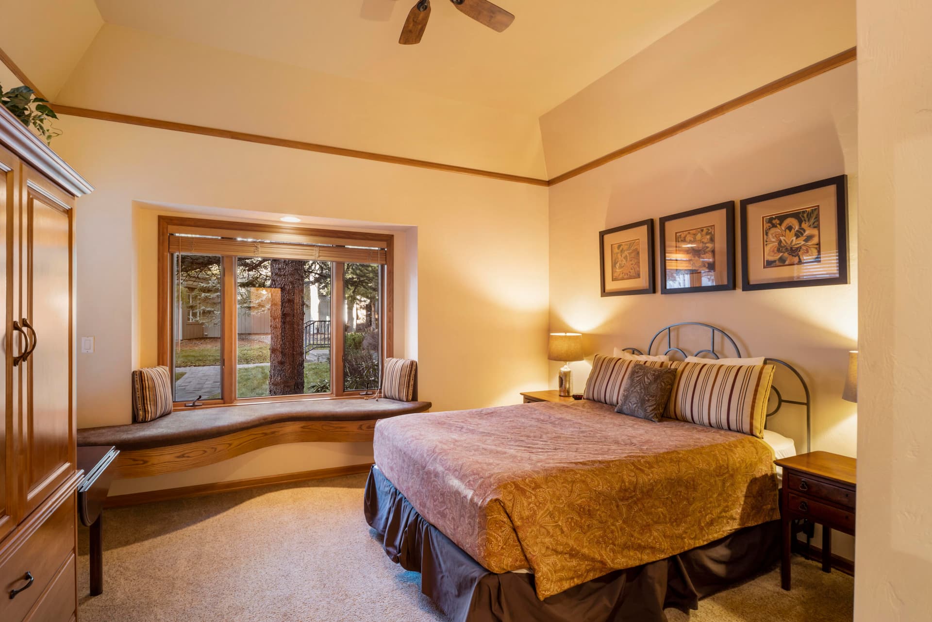 DSC07464. Photo 5 of 20, 56954 Peppermill Circle Unit 02-D, Sunriver, OR 97707
