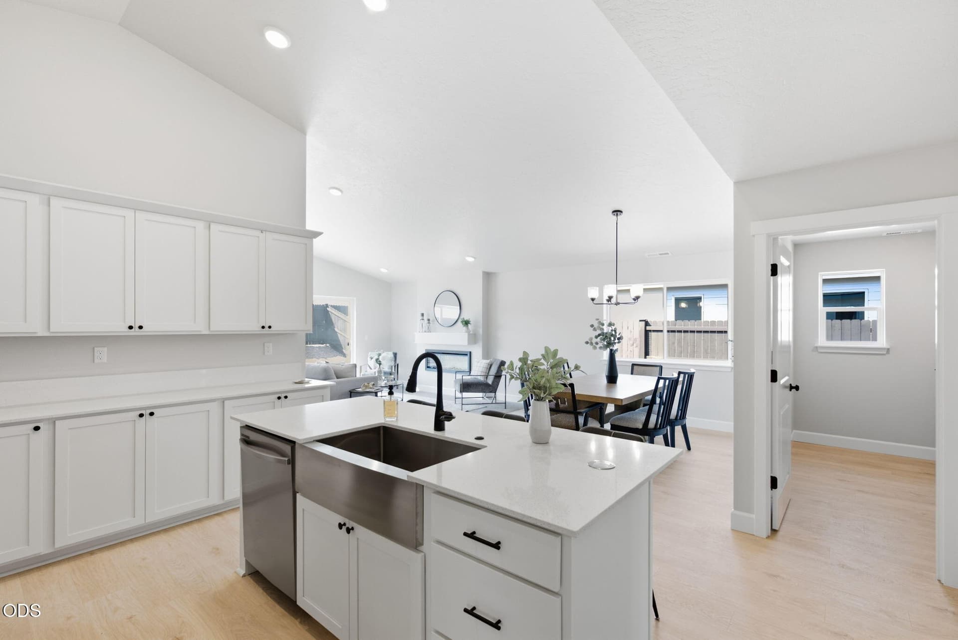 Kitchen. Photo 4 of 27, 4044 SW Pumice Avenue Unit 81, Redmond, OR 97756