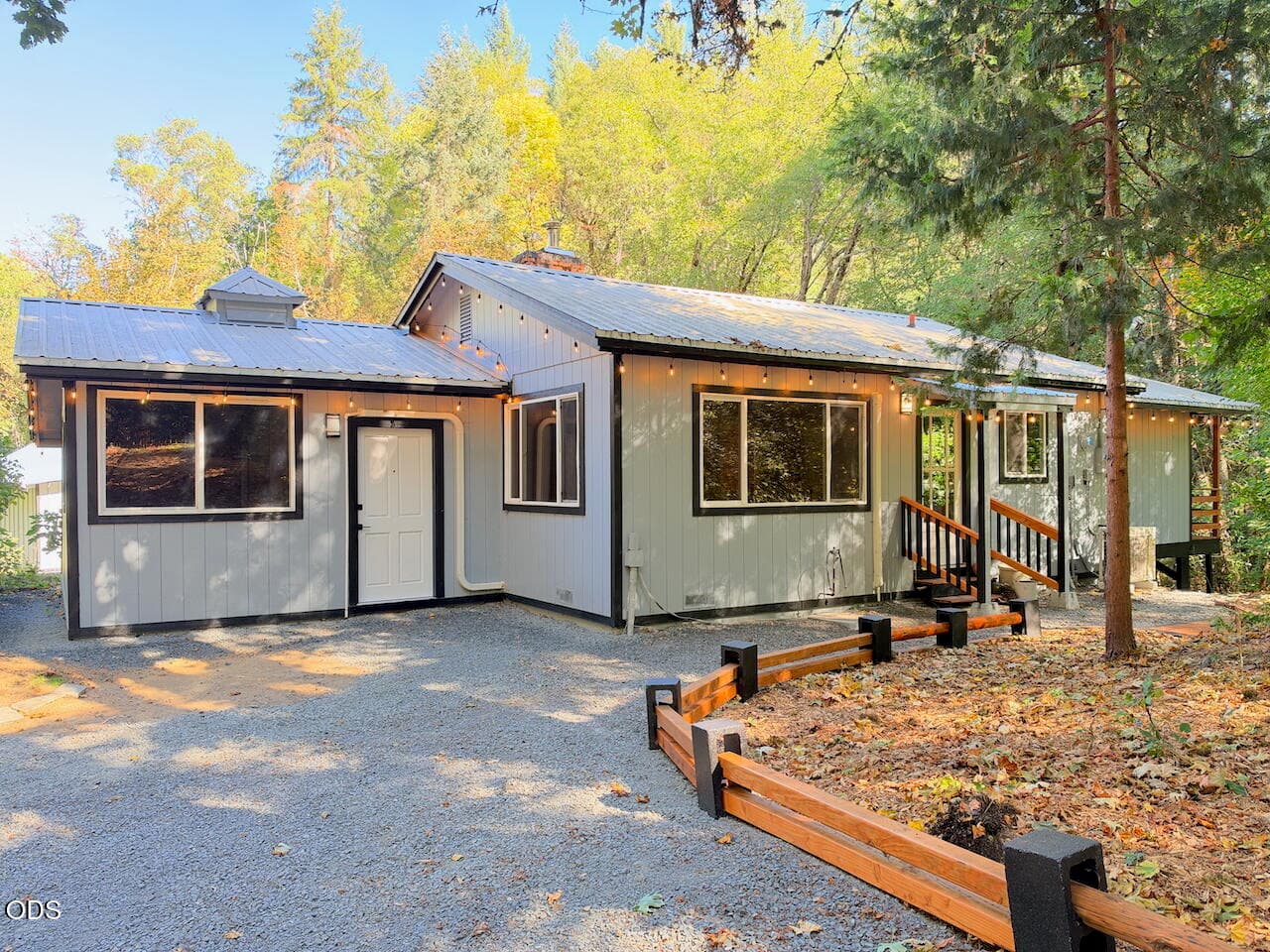 4450 Thompson Creek. Photo 4 of 35, 4450 Thompson Creek Road, Selma, OR 97538