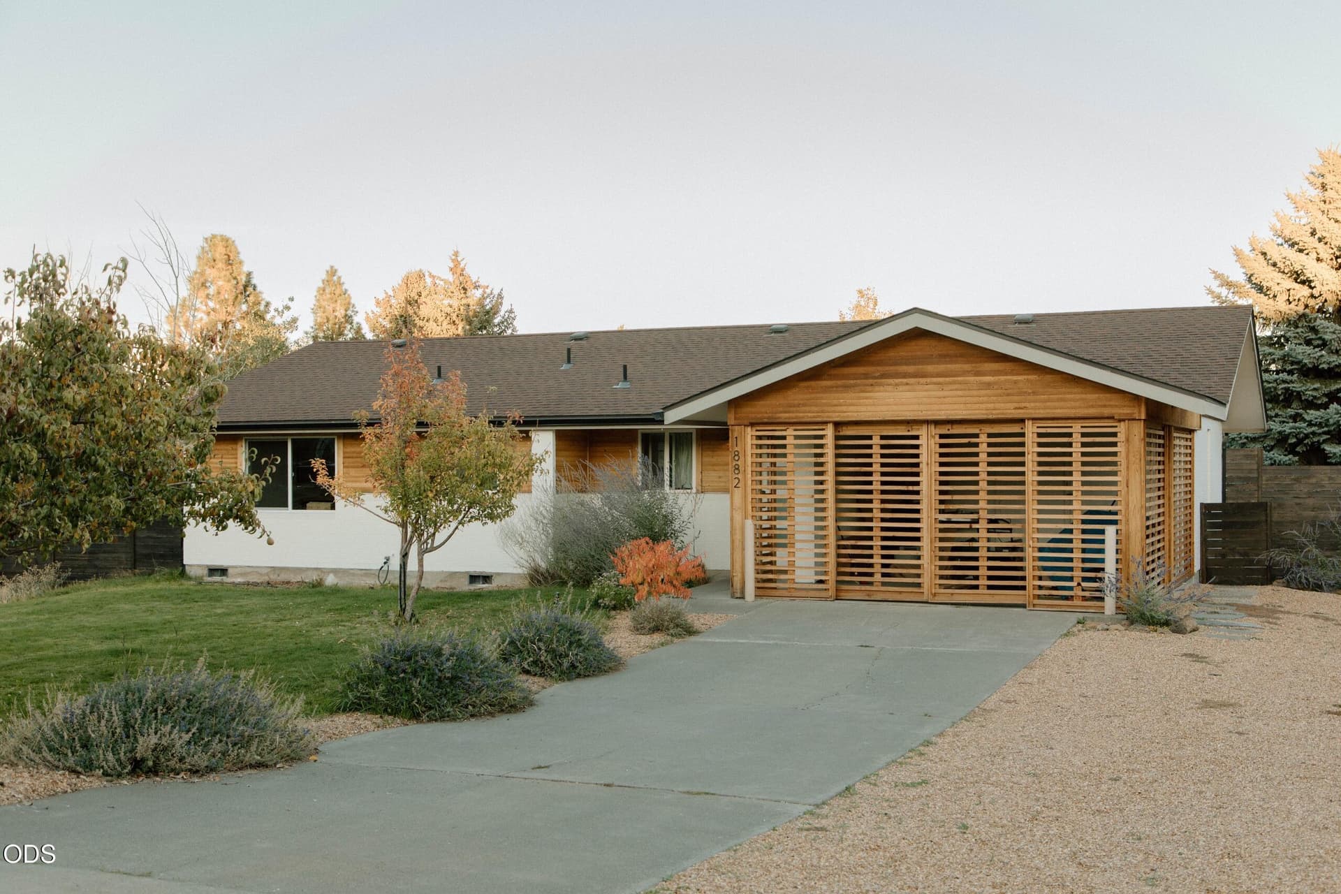 00_1D6A9032. Photo 1 of 18, 1882 NE Diablo Way, Bend, OR 97701