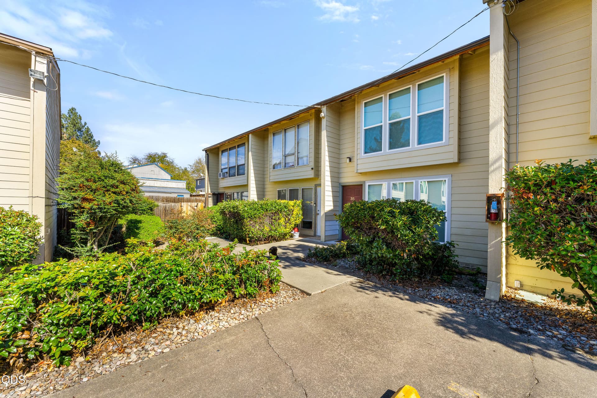 04-EXT (4 of 10). Photo 1 of 18, 1800 Crater Lake Avenue Unit 36, Medford, OR 97504