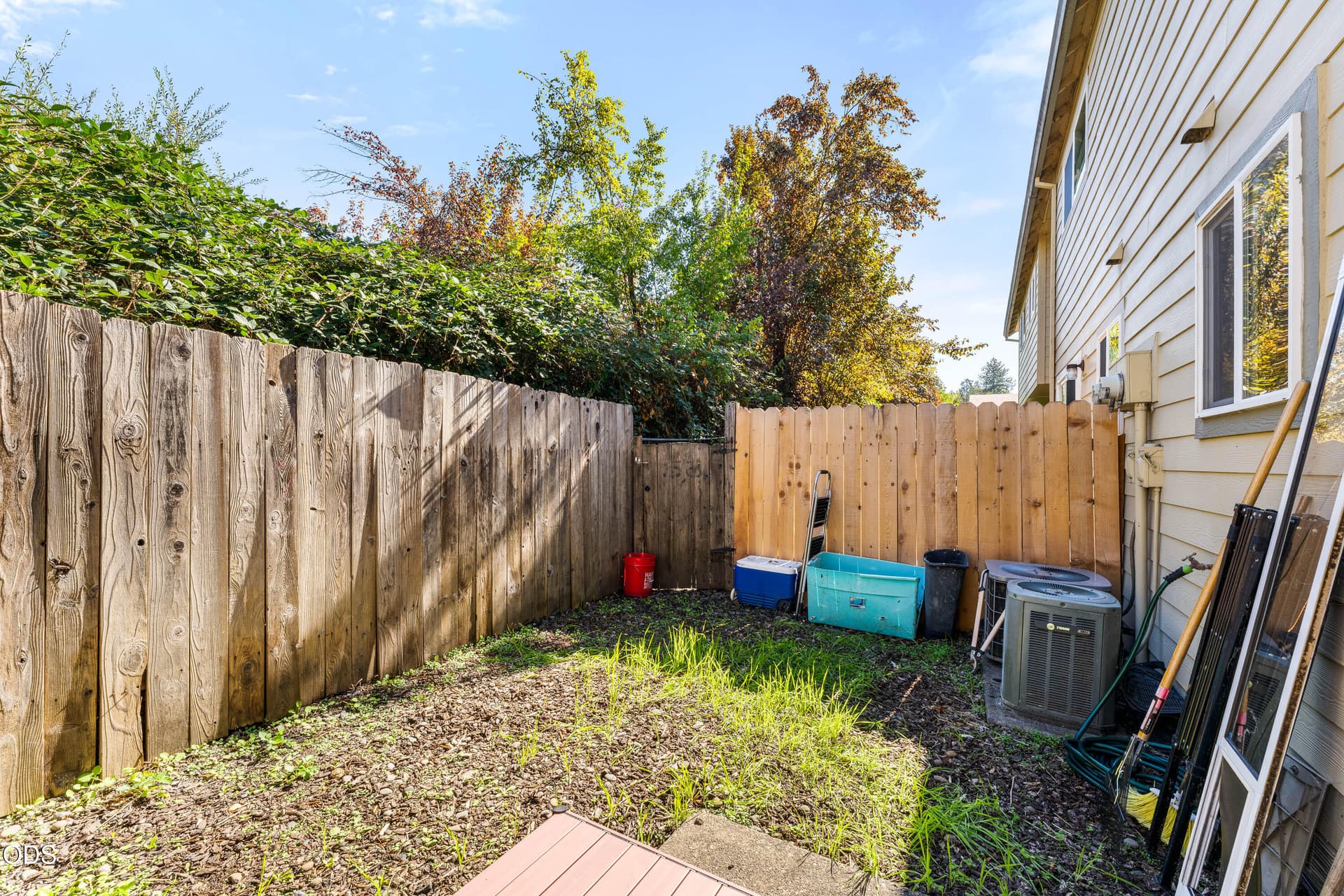 01-EXT (1 of 10). Photo 4 of 18, 1800 Crater Lake Avenue Unit 36, Medford, OR 97504