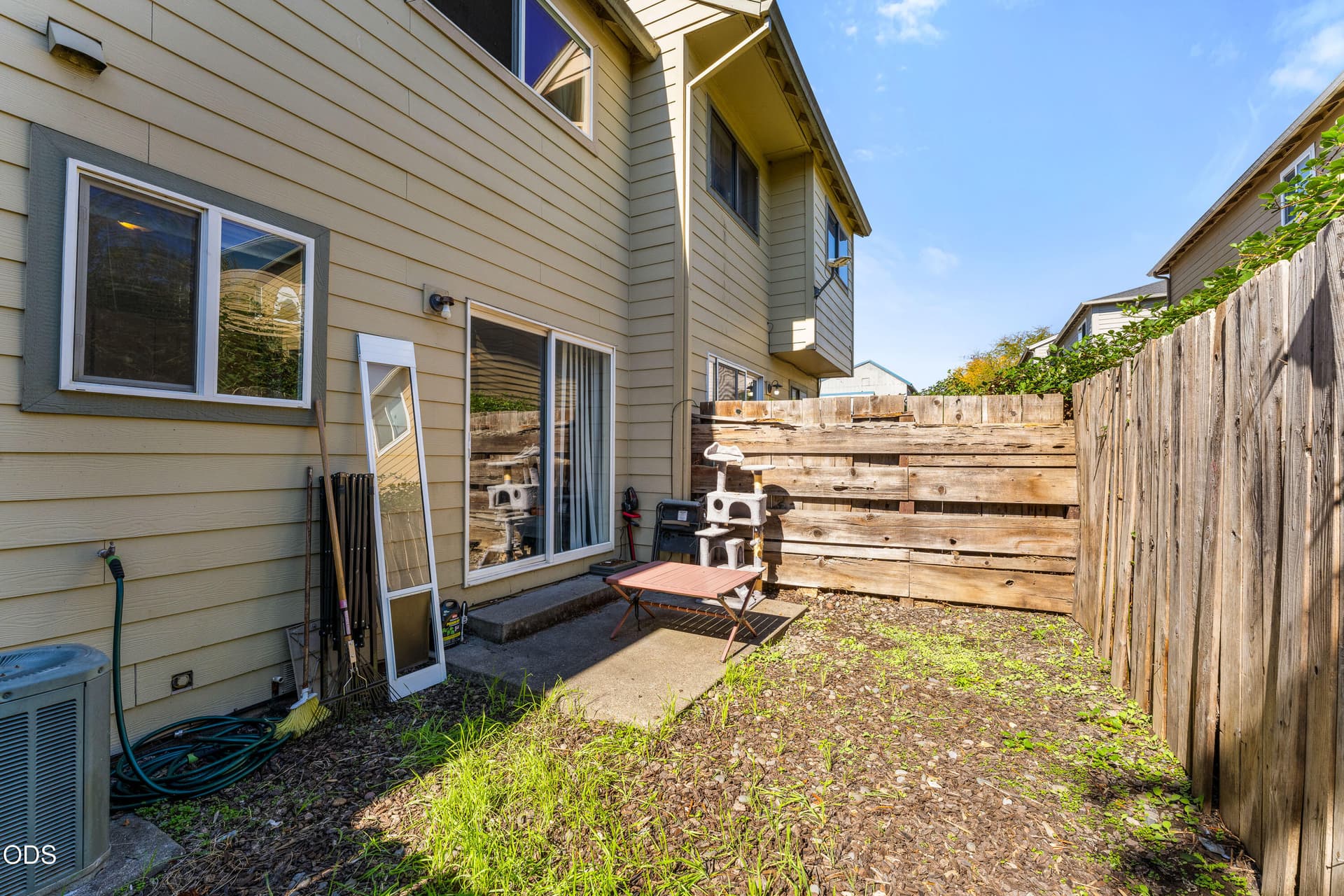 02-EXT (2 of 10). Photo 5 of 18, 1800 Crater Lake Avenue Unit 36, Medford, OR 97504