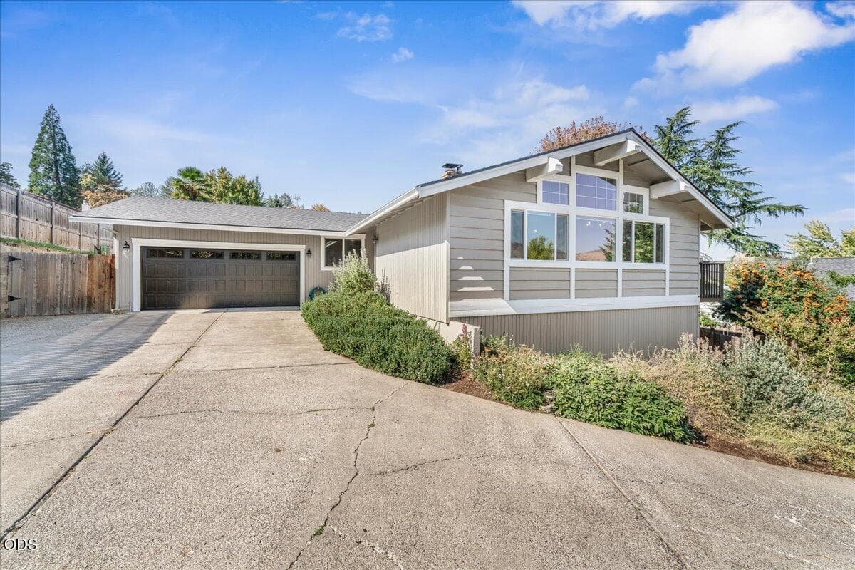 02-Home Angle 2. Photo 2 of 39, 449 S Wexford Circle, Medford, OR 97504