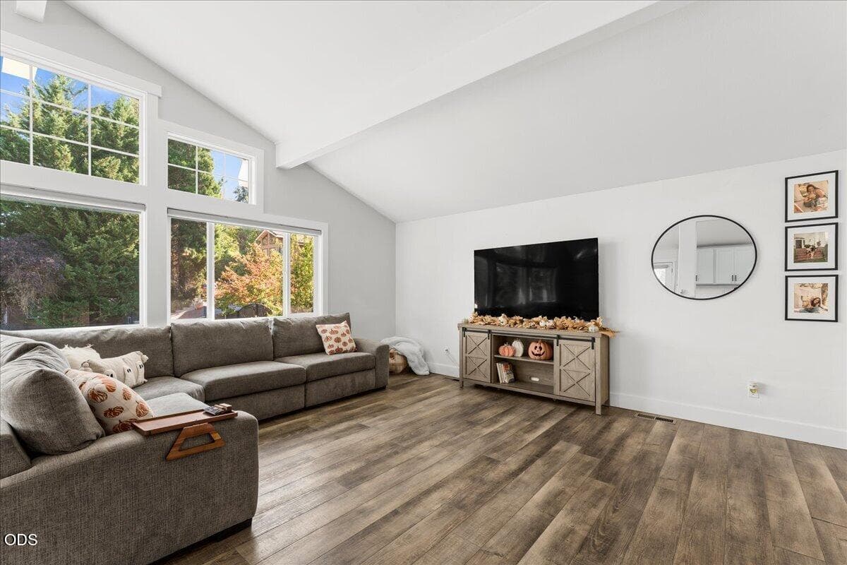 06-Living Room. Photo 4 of 39, 449 S Wexford Circle, Medford, OR 97504