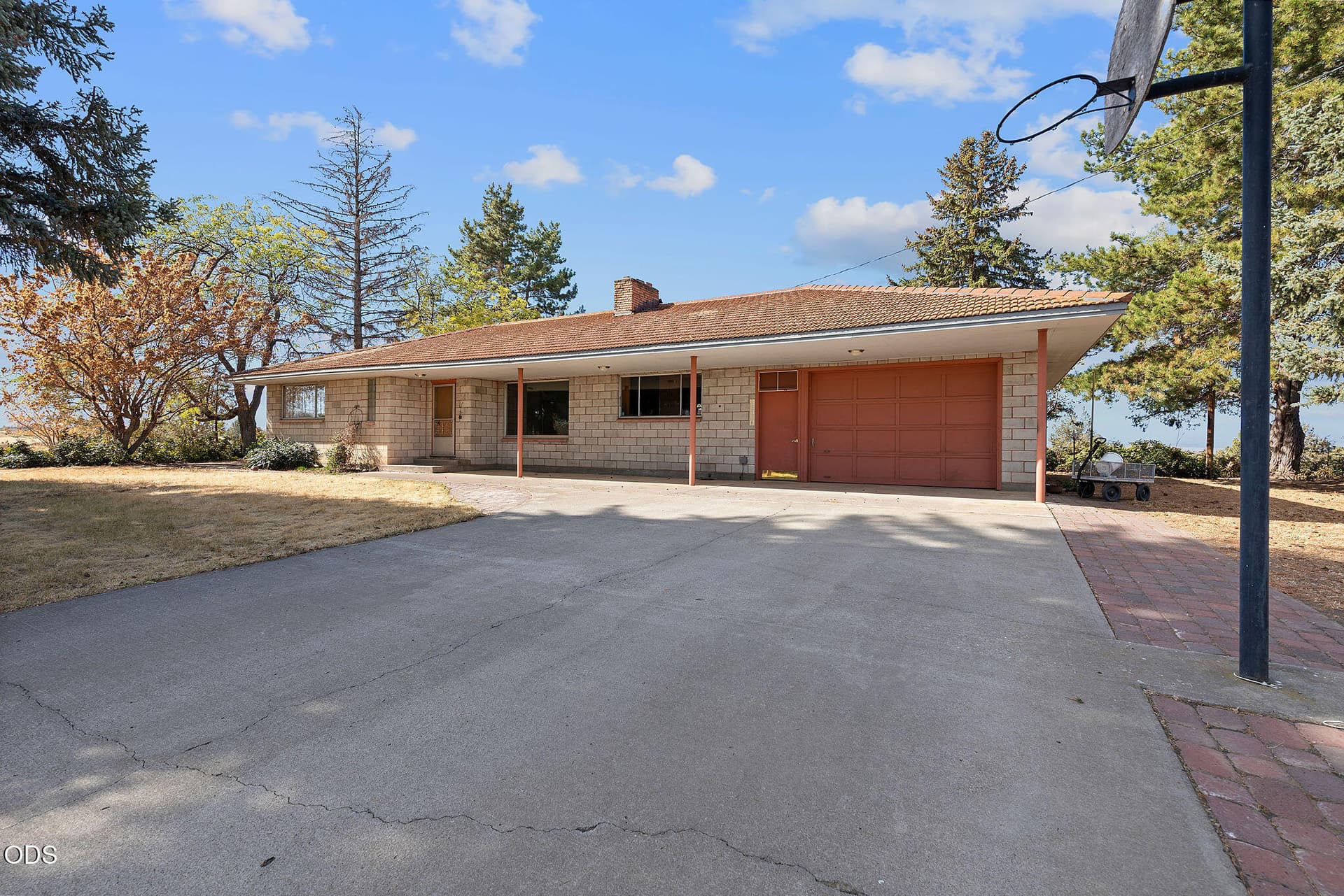 8T3A4937. Photo 4 of 30, 56120 Juniper Flat Road, Maupin, OR 97037