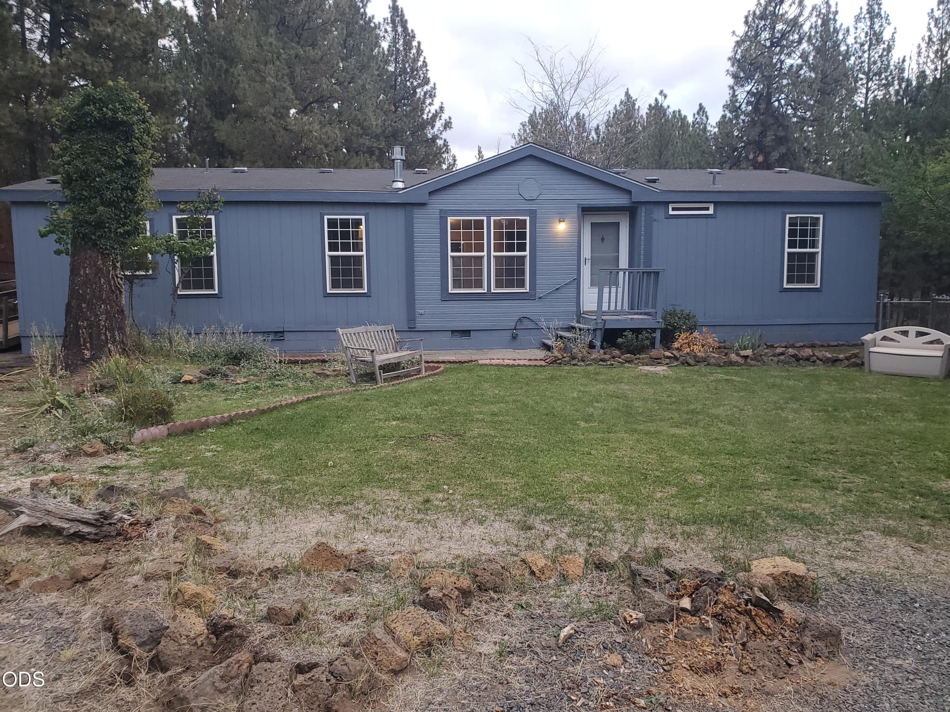 20261011_175042. Photo 2 of 35, 18824 Tuscarora Lane, Bend, OR 97702