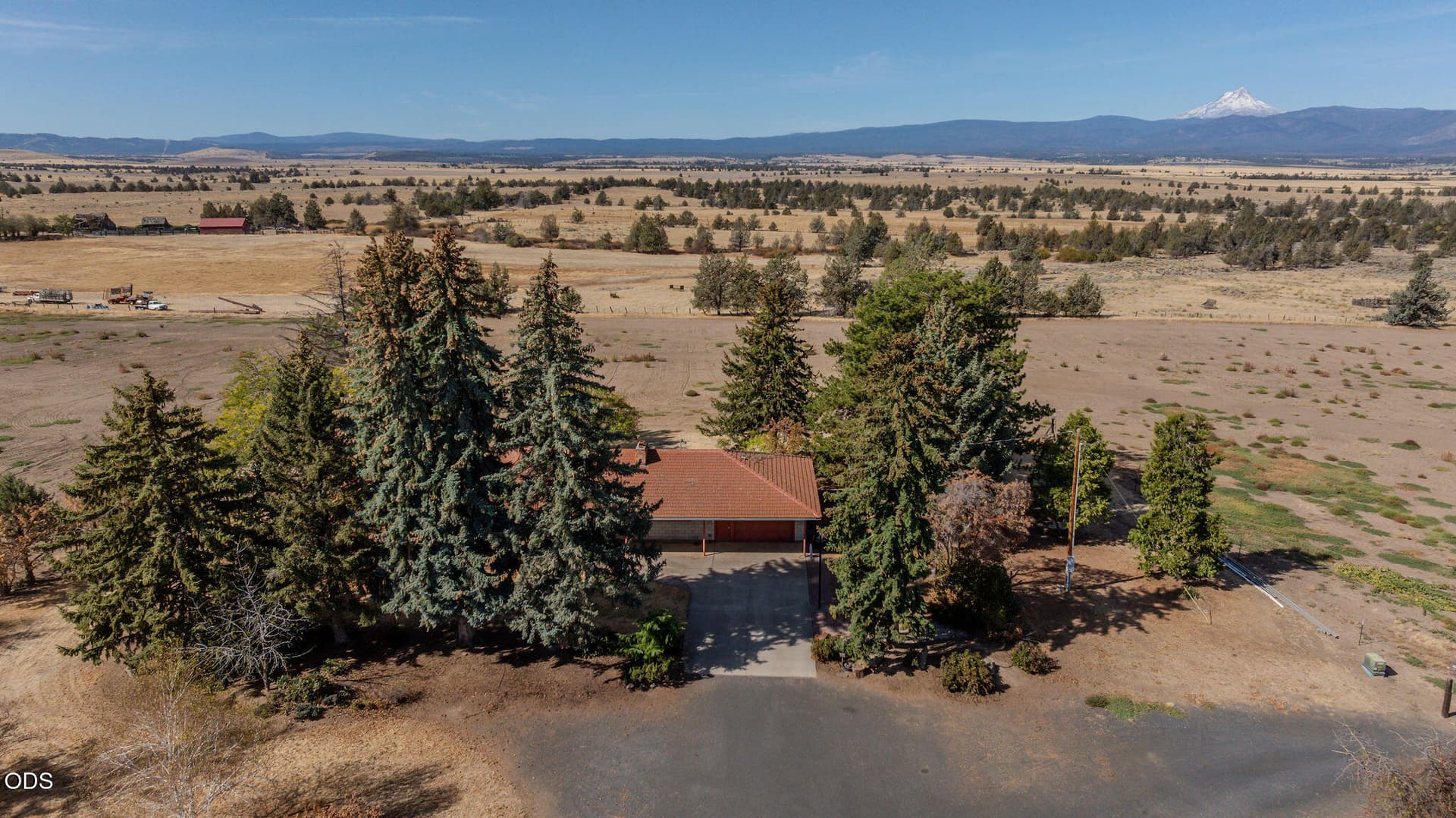 DJI_20260928114322_0132_D-HDR. Photo 2 of 30, 56120 Juniper Flat Road, Maupin, OR 97037