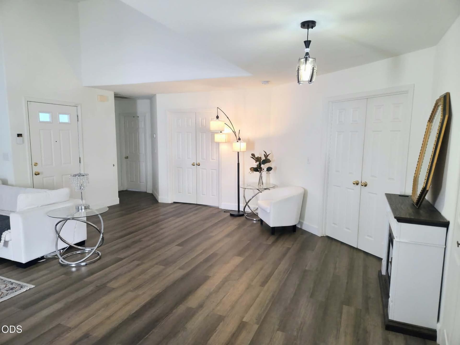 3. Photo 3 of 14, 1354 Forestview Drive, Grants Pass, OR 97527