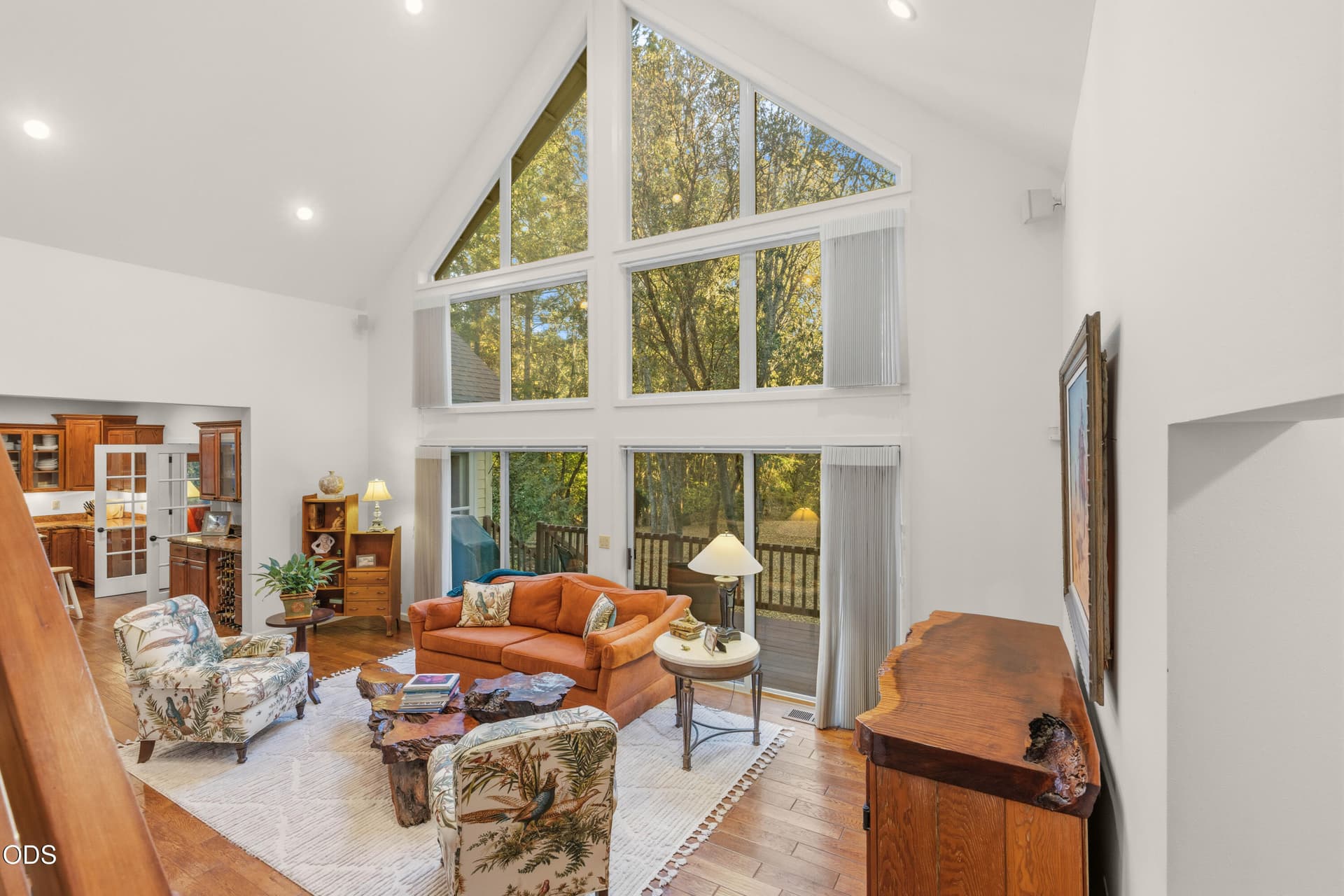 EP1A0237. Photo 3 of 50, 780 Pinecrest Drive, Grants Pass, OR 97526