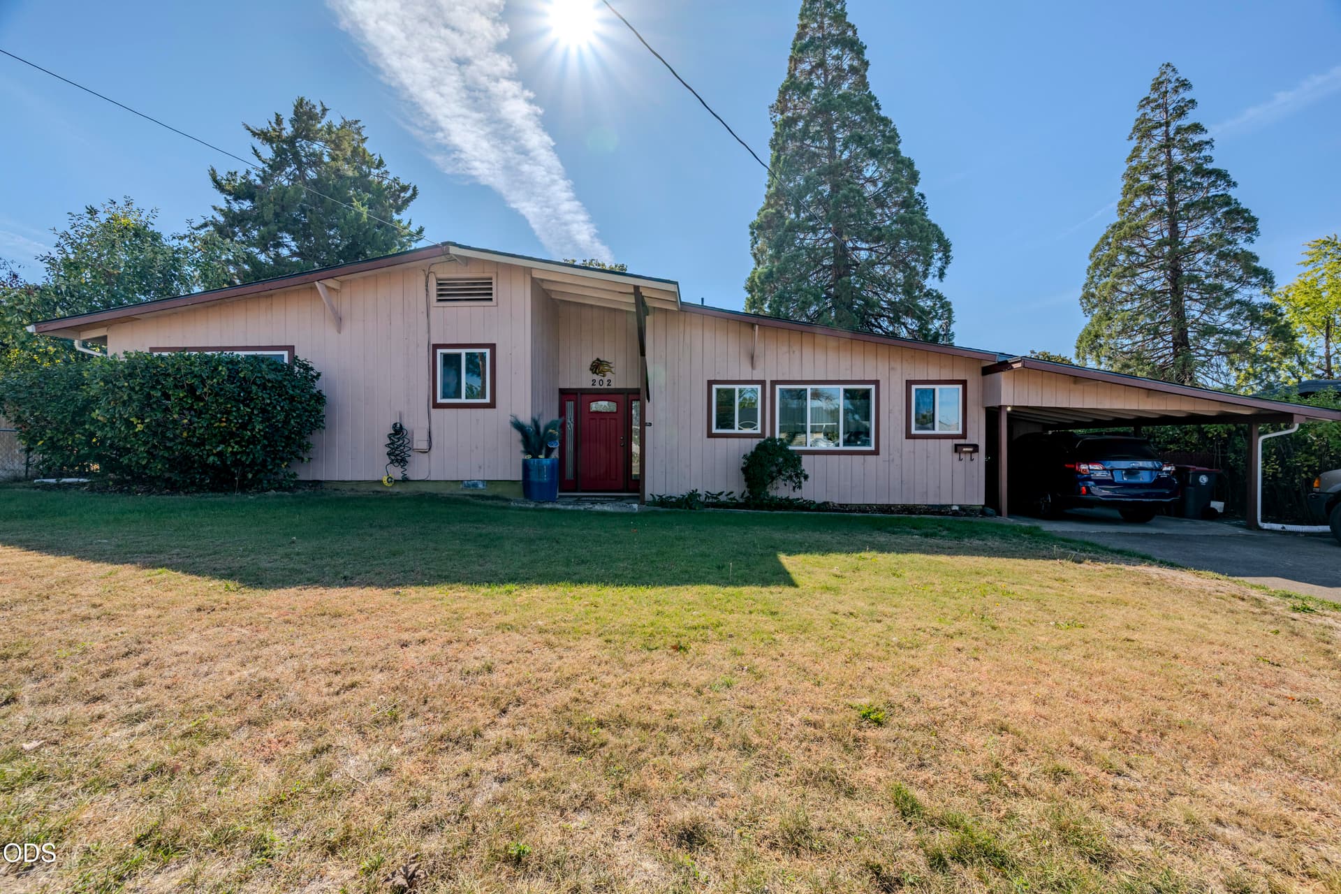 01-4. Photo 1 of 32, 202 Kings Way, Central Point, OR 97502