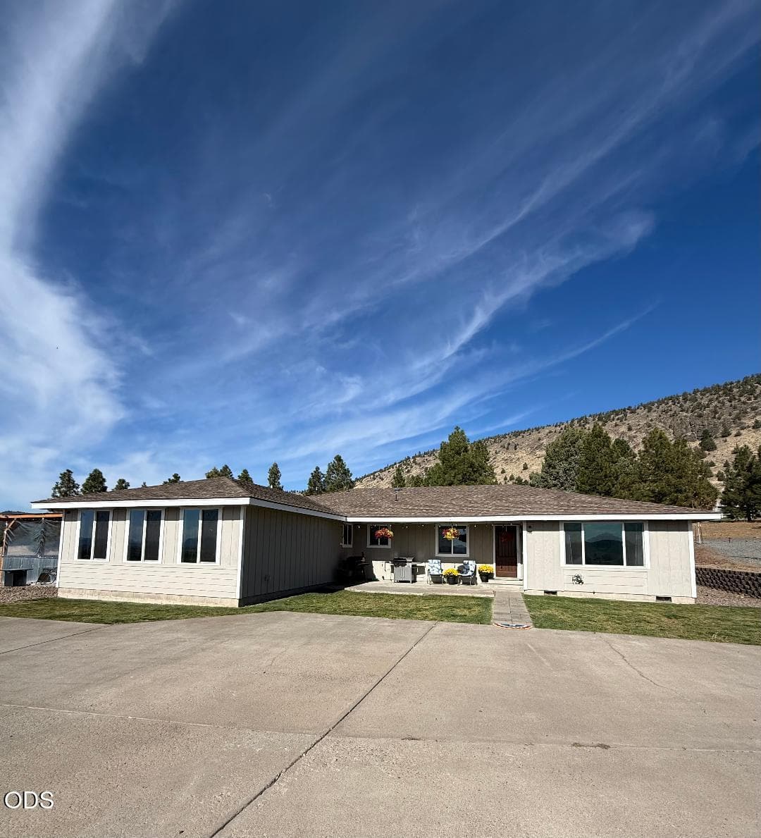 thumbnail. Photo 1 of 21, 4214 Jana Drive, Klamath Falls, OR 97603