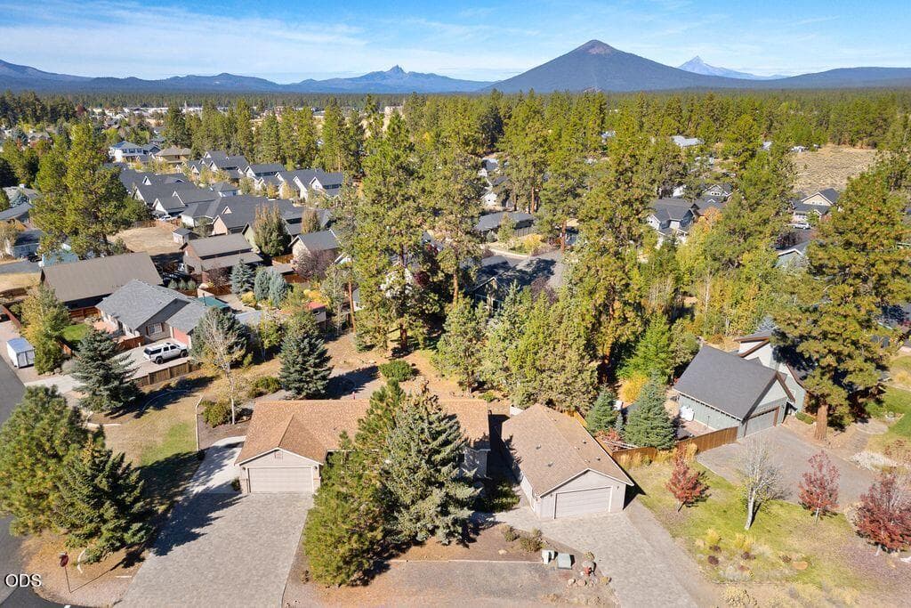 Aerial 2. Photo 2 of 52, 205 N Rope Place, Sisters, OR 97759